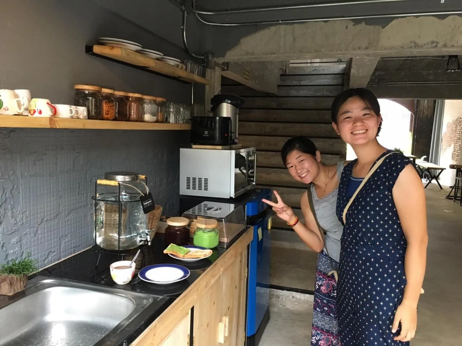 UdonBackpackers Beds and Cafe