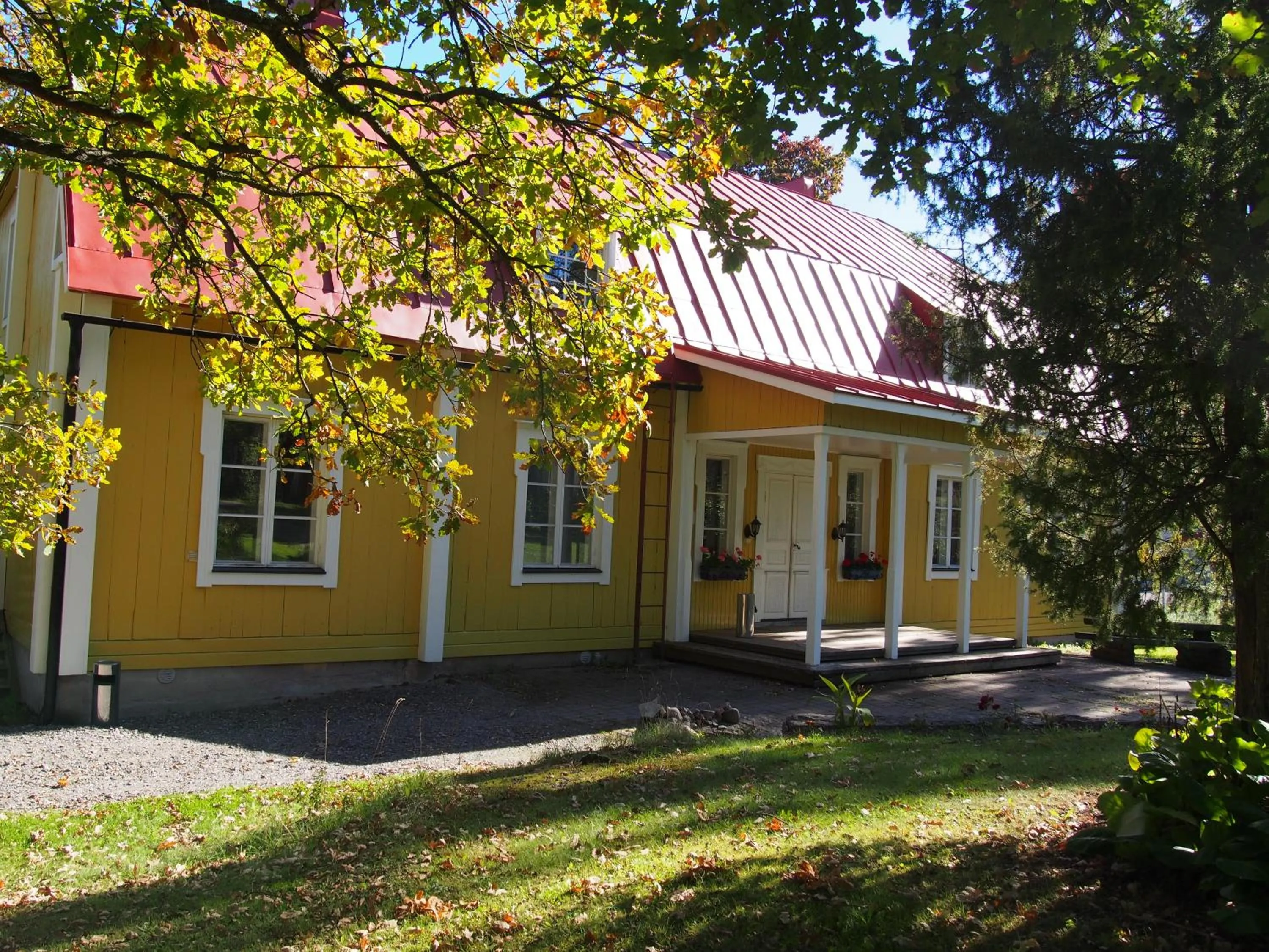 Property building in Joensuun Tilan Päärakennus
