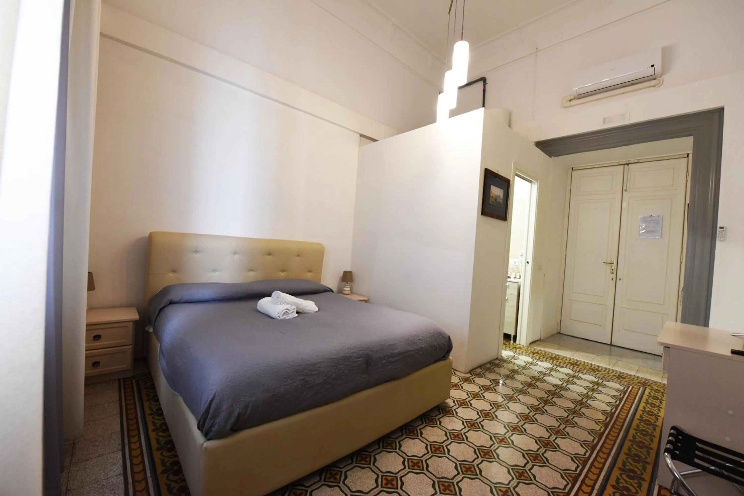 Breakfast, Bed in Maison Toledo 210