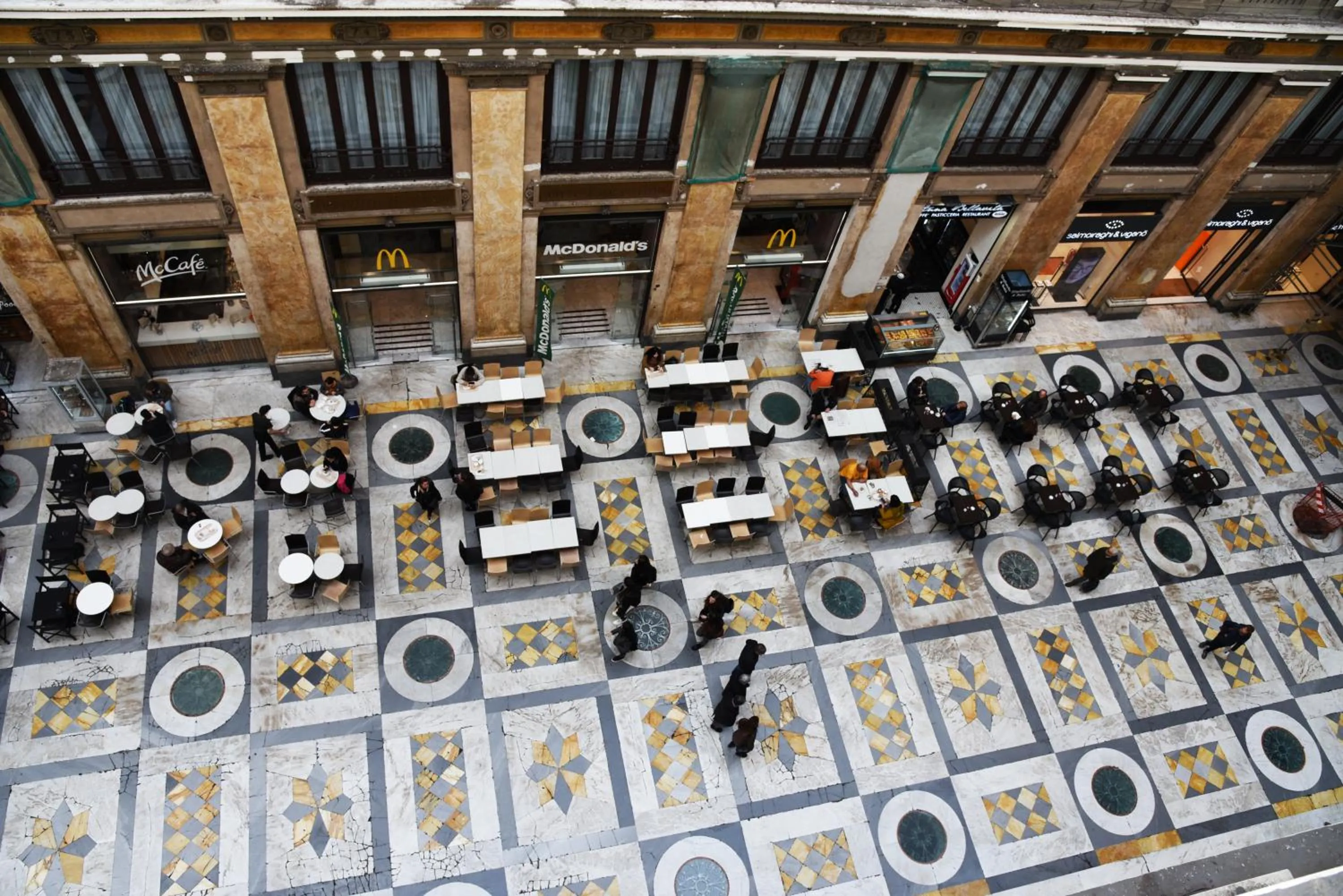 Breakfast in Maison Toledo 210