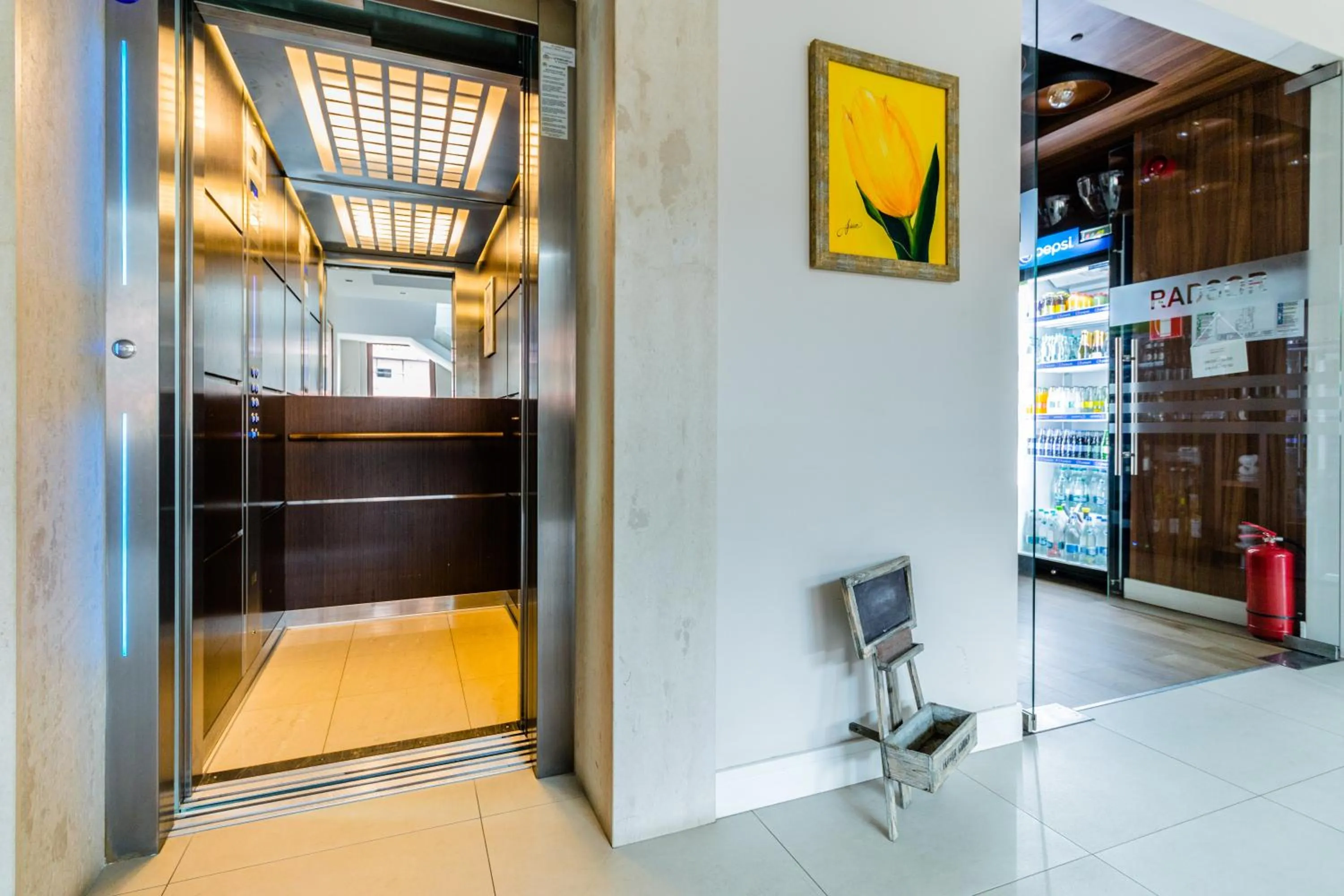 Lobby or reception in Radsor Hotel