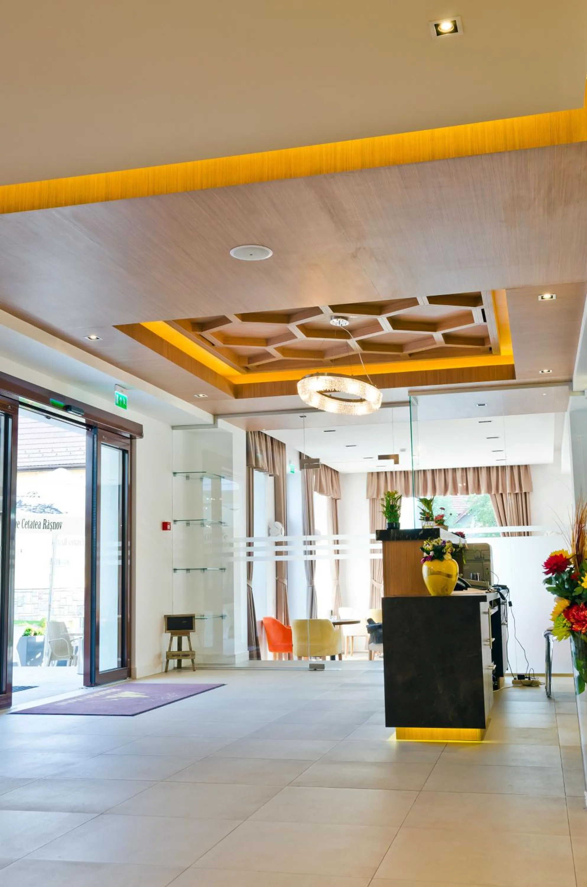 Lobby or reception in Radsor Hotel