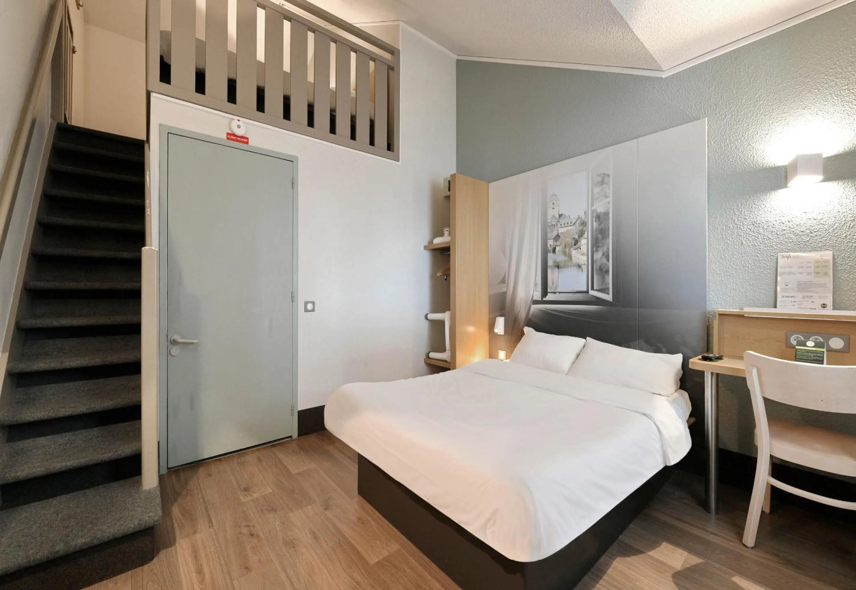 Bedroom, Bed in B&B HOTEL Alencon Nord