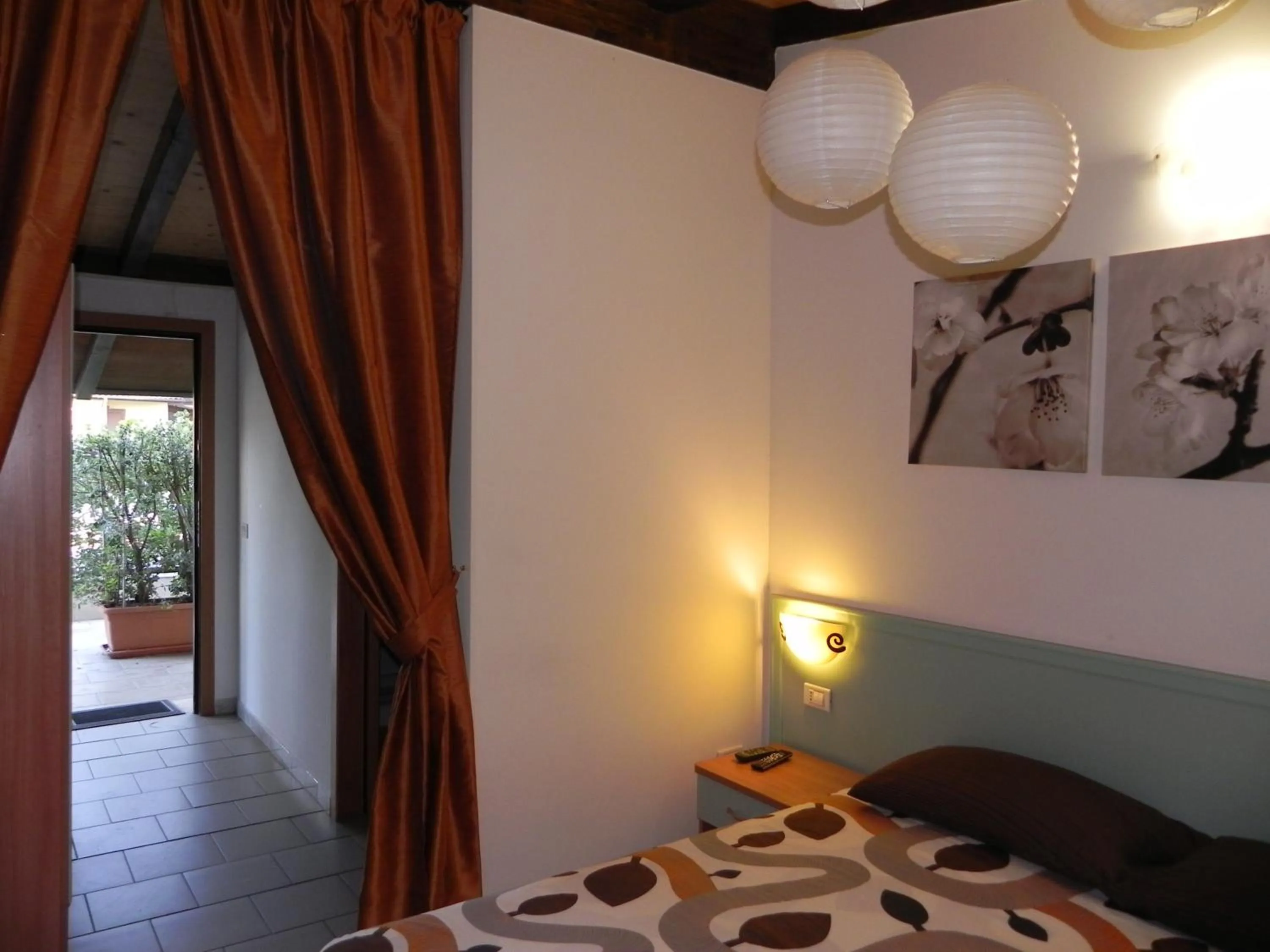 Photo of the whole room in Hotel Universo