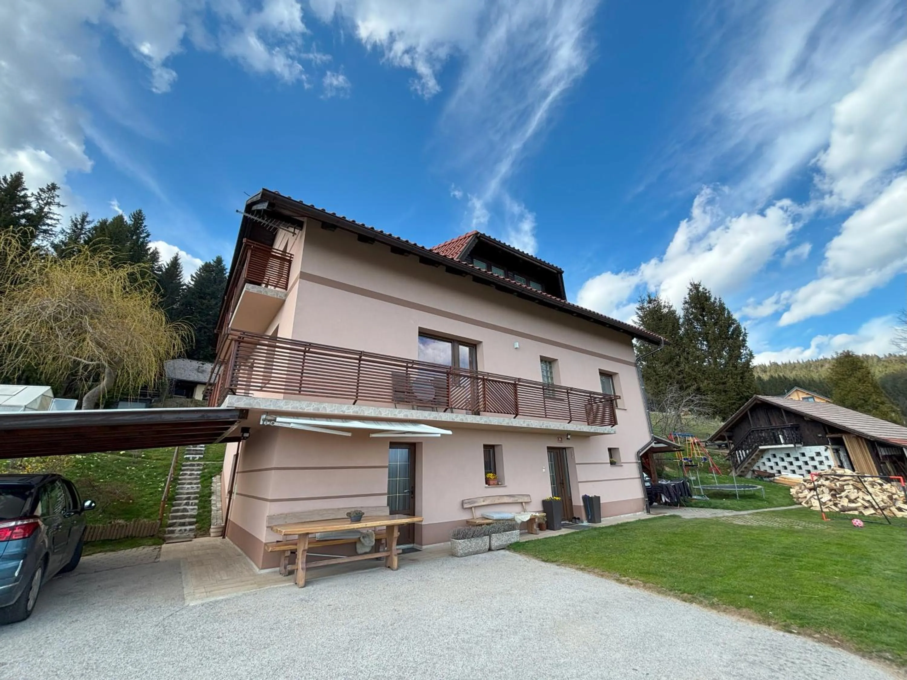 Property building in Apartment Panorama