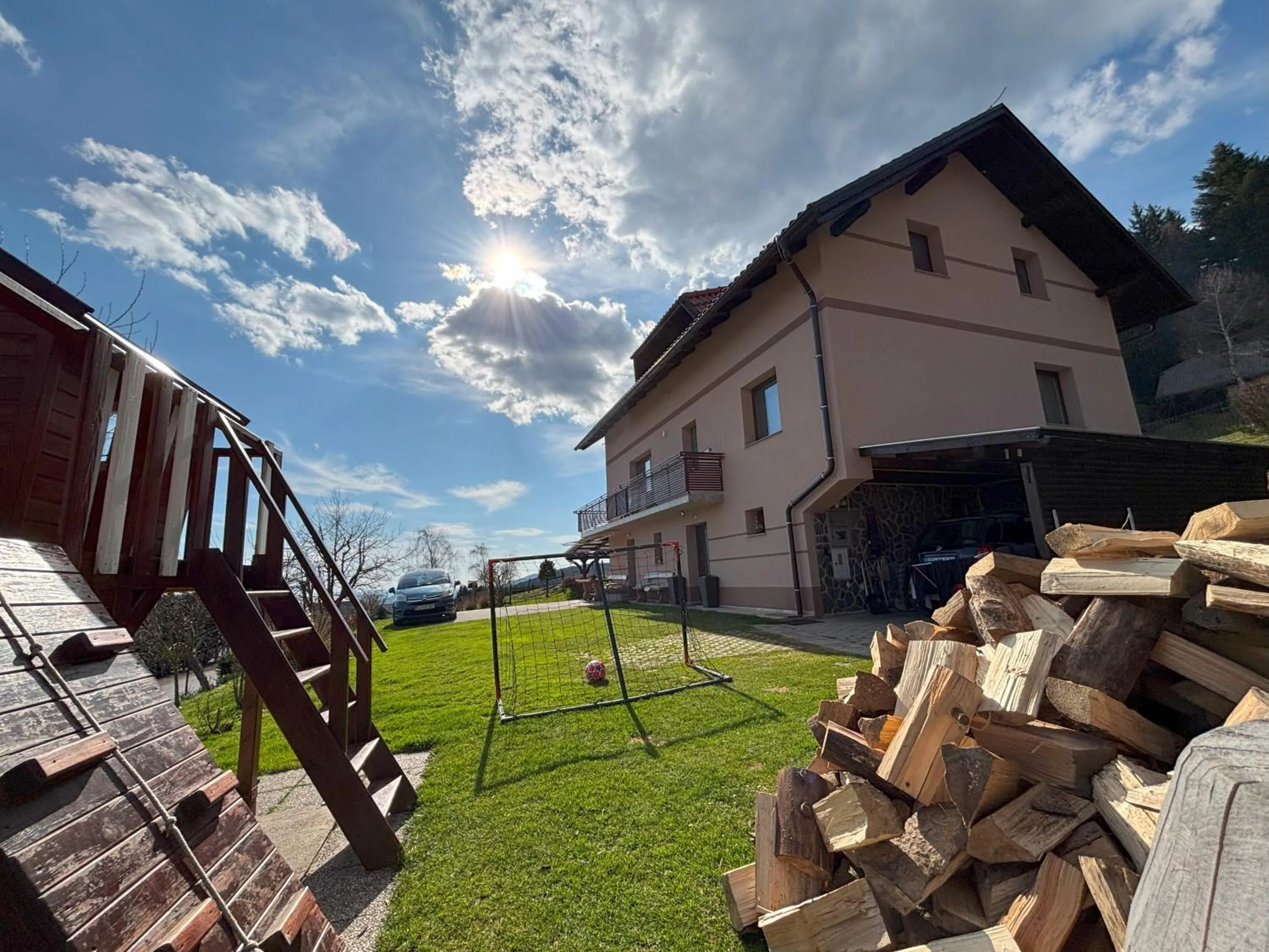 Property building in Apartment Panorama