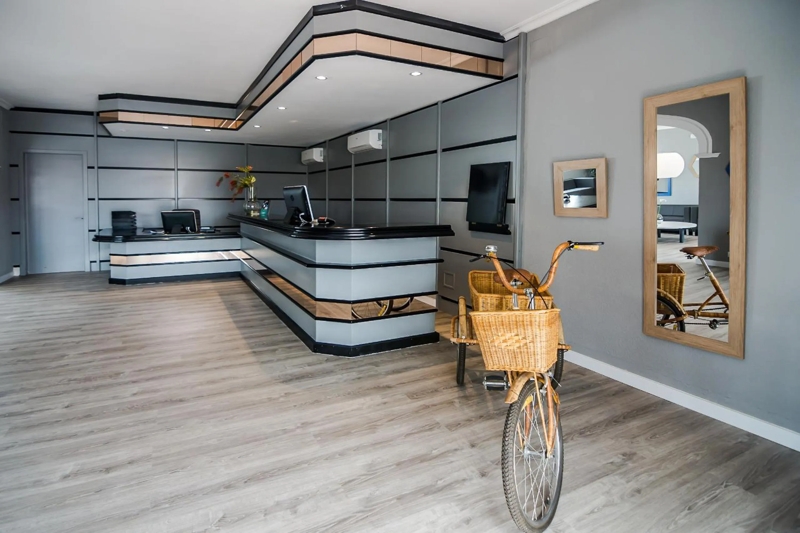 Lobby or reception in Aparthotel Nelva Resort