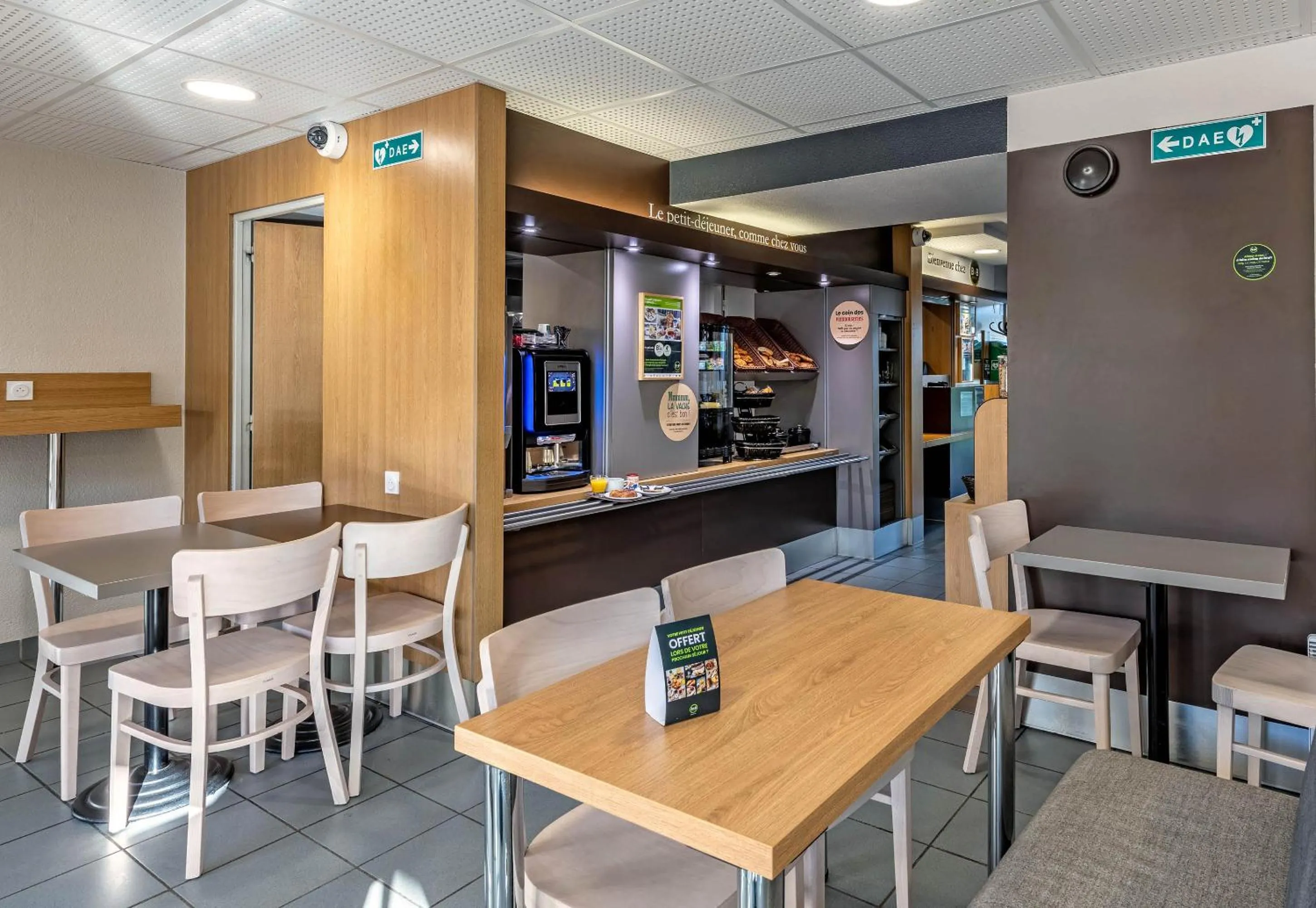 Breakfast in B&B HOTEL Quimper Nord Douarnenez