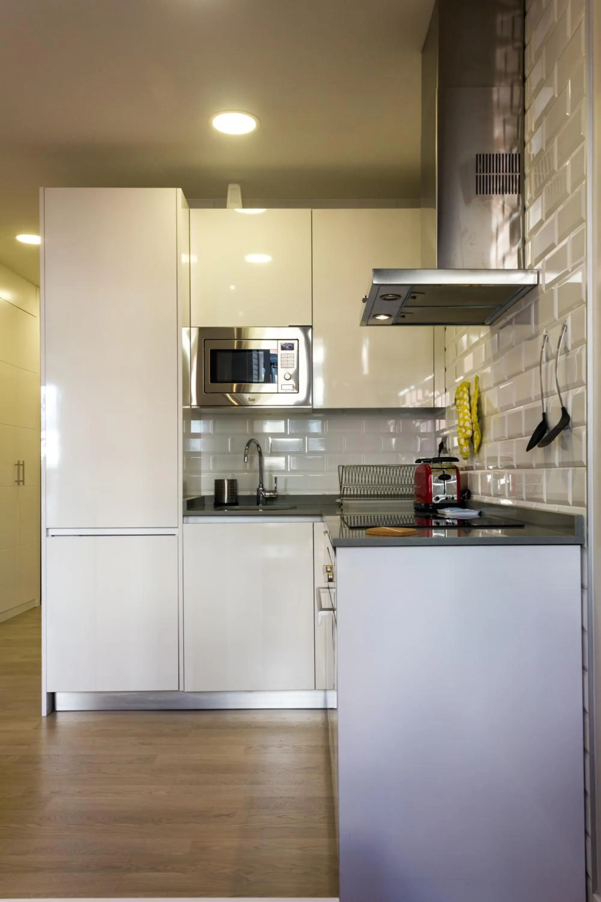 Kitchen or kitchenette in Arenal Suites Preciados