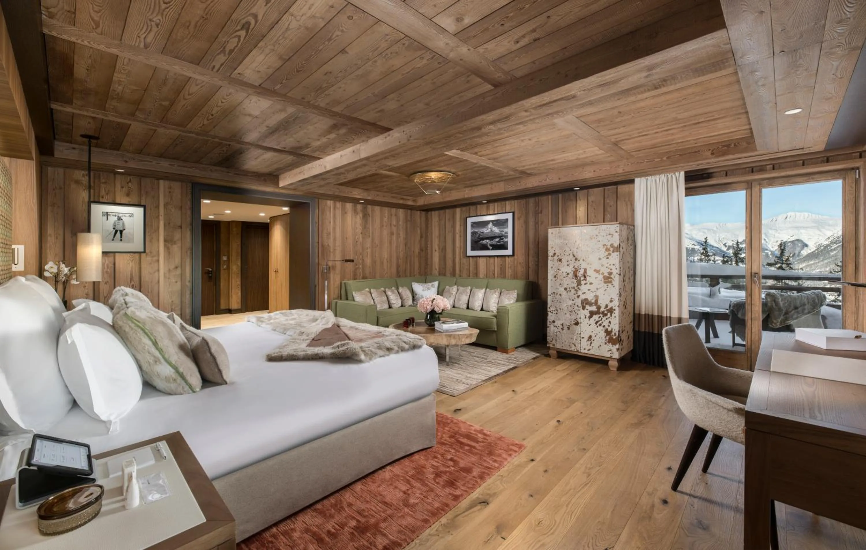 Photo of the whole room, Bed in Hôtel Barrière Les Neiges Courchevel