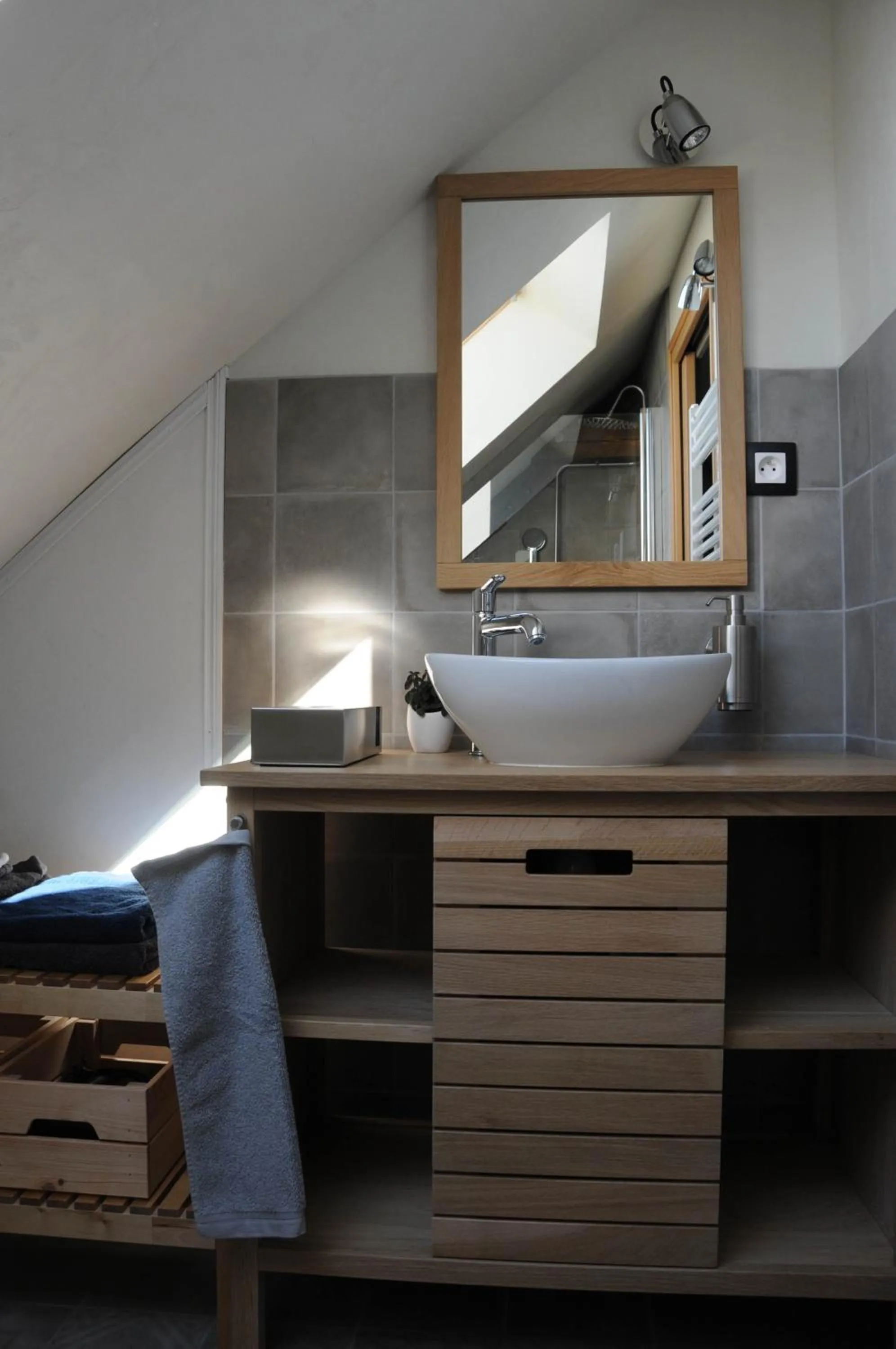 Shower in Le champ Bagnolet