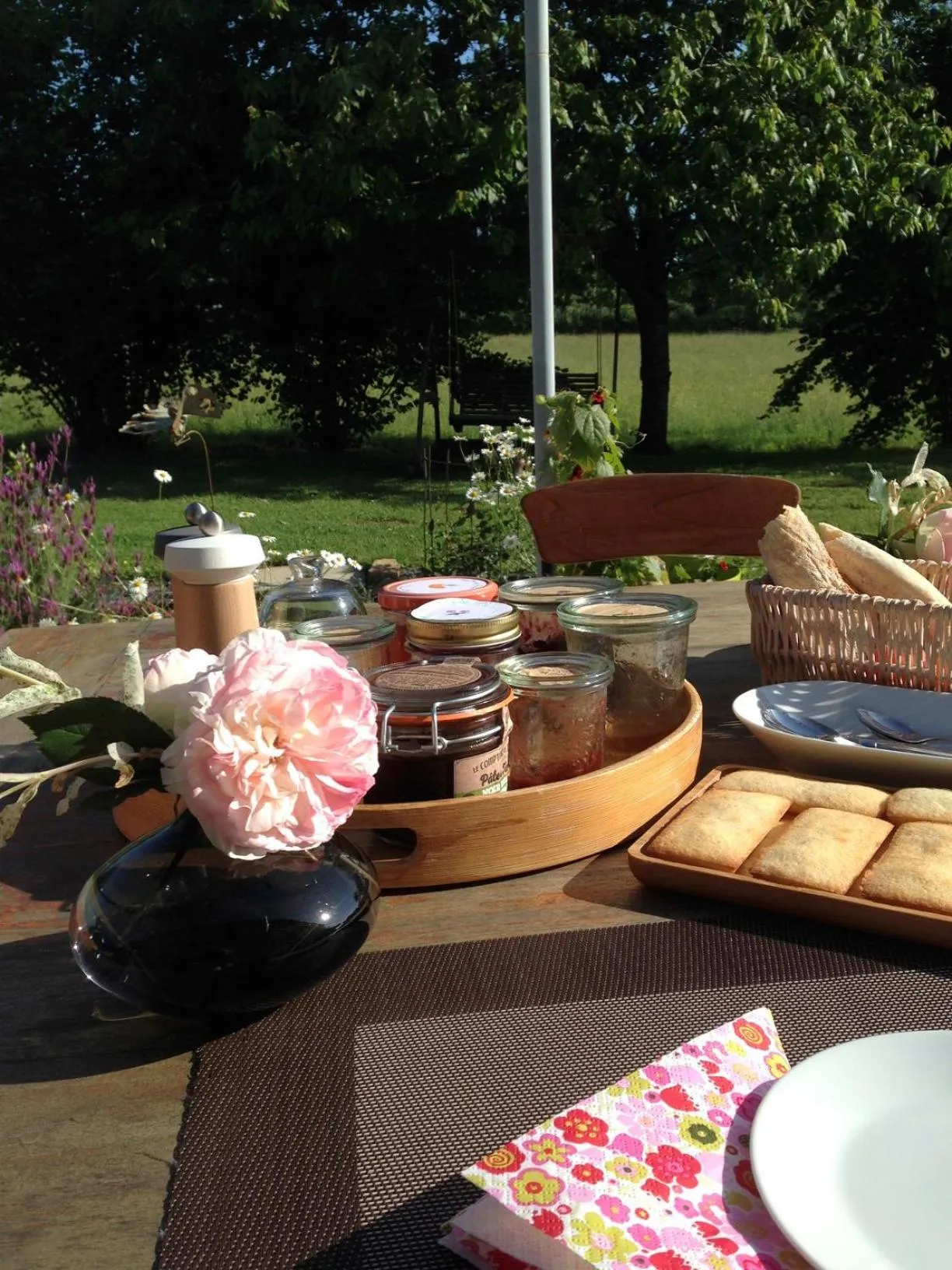 Food and drinks in Le champ Bagnolet