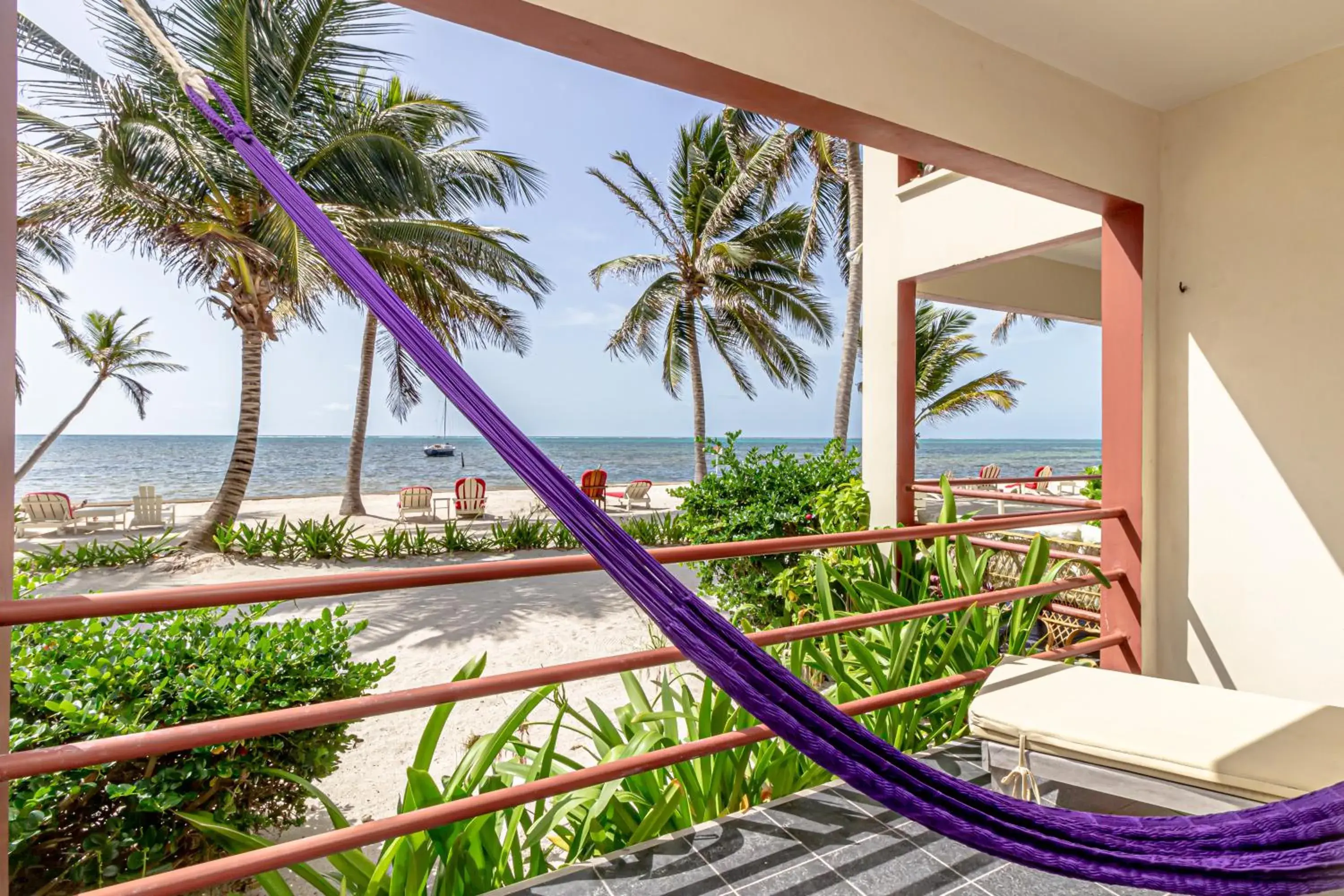 Queen Suite in Tres Cocos Resort Queen Suite in Tres Cocos Resort