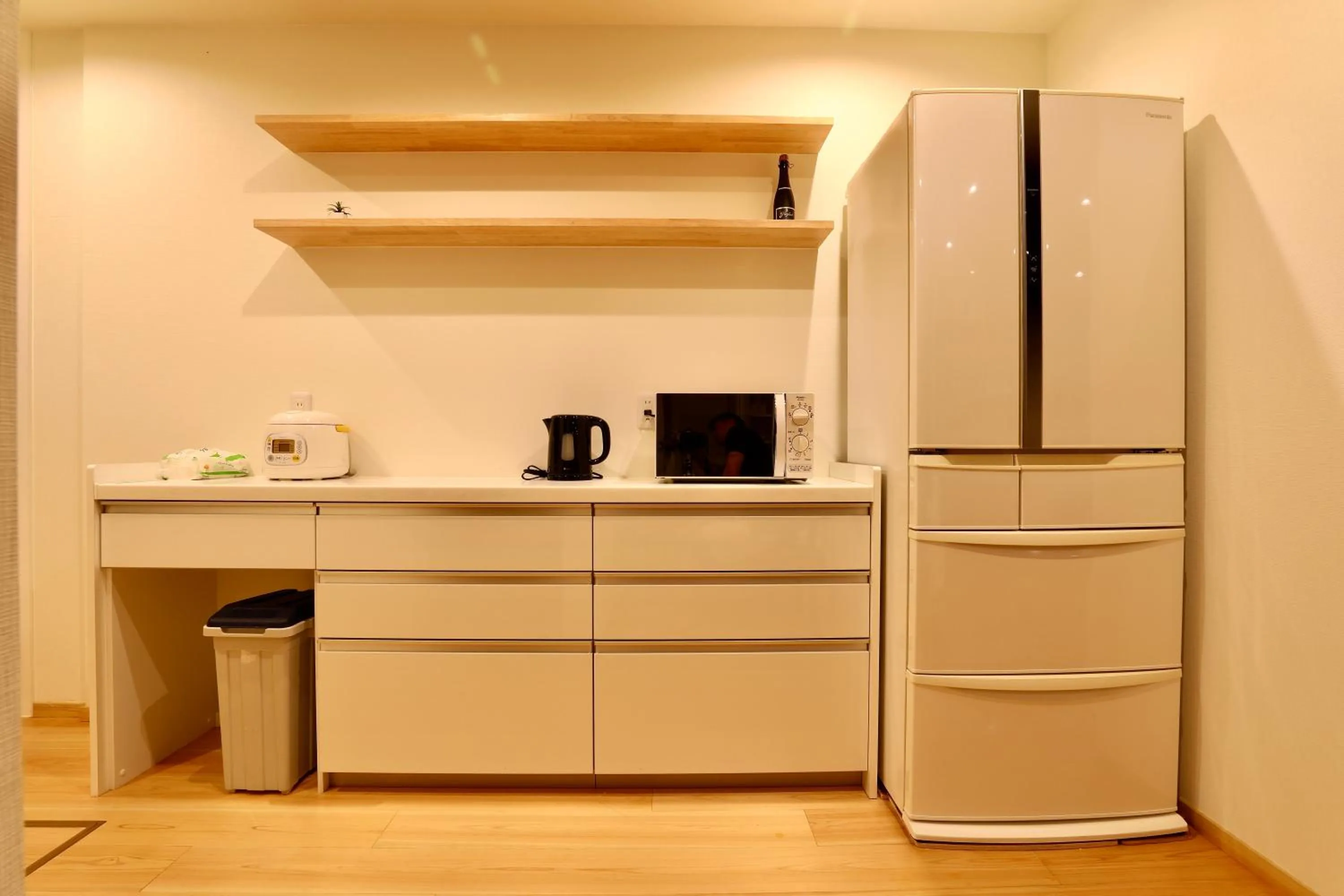 Kitchen or kitchenette in Osaka Umeda Yuan Hostel