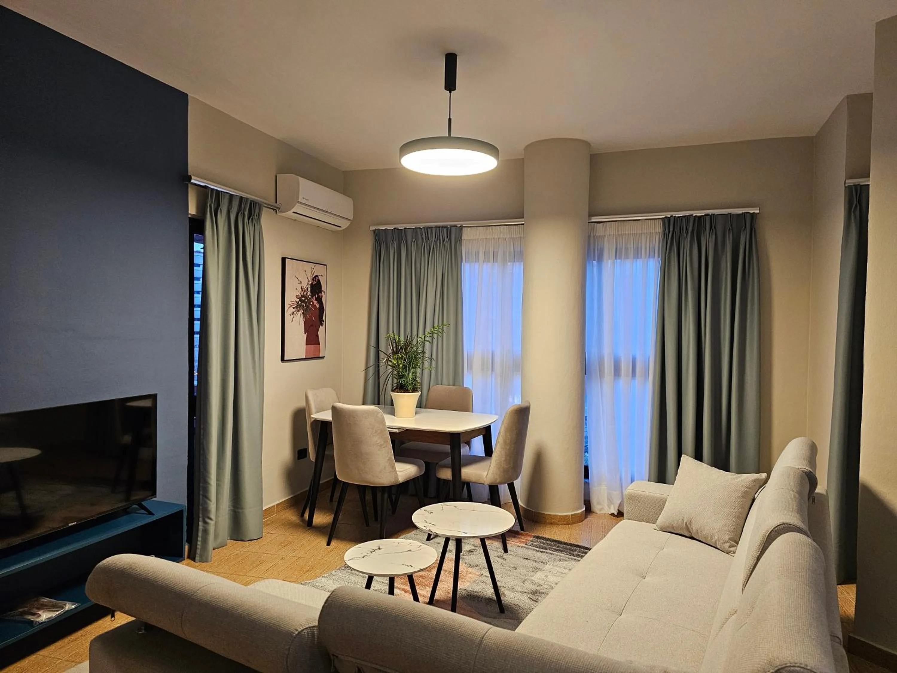 TV and multimedia in Oda Hotel Tirana