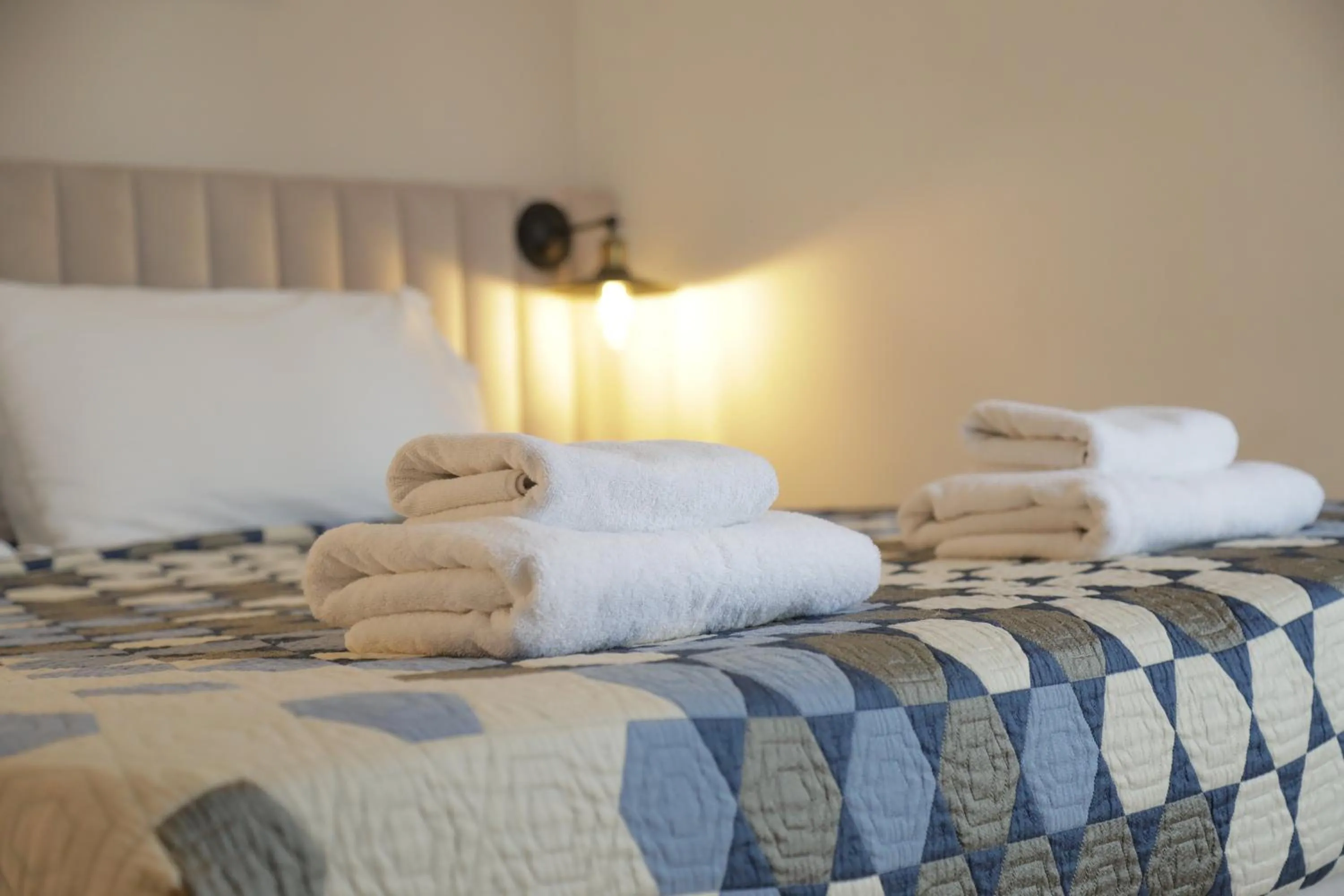 towels, Bed in Oda Hotel Tirana