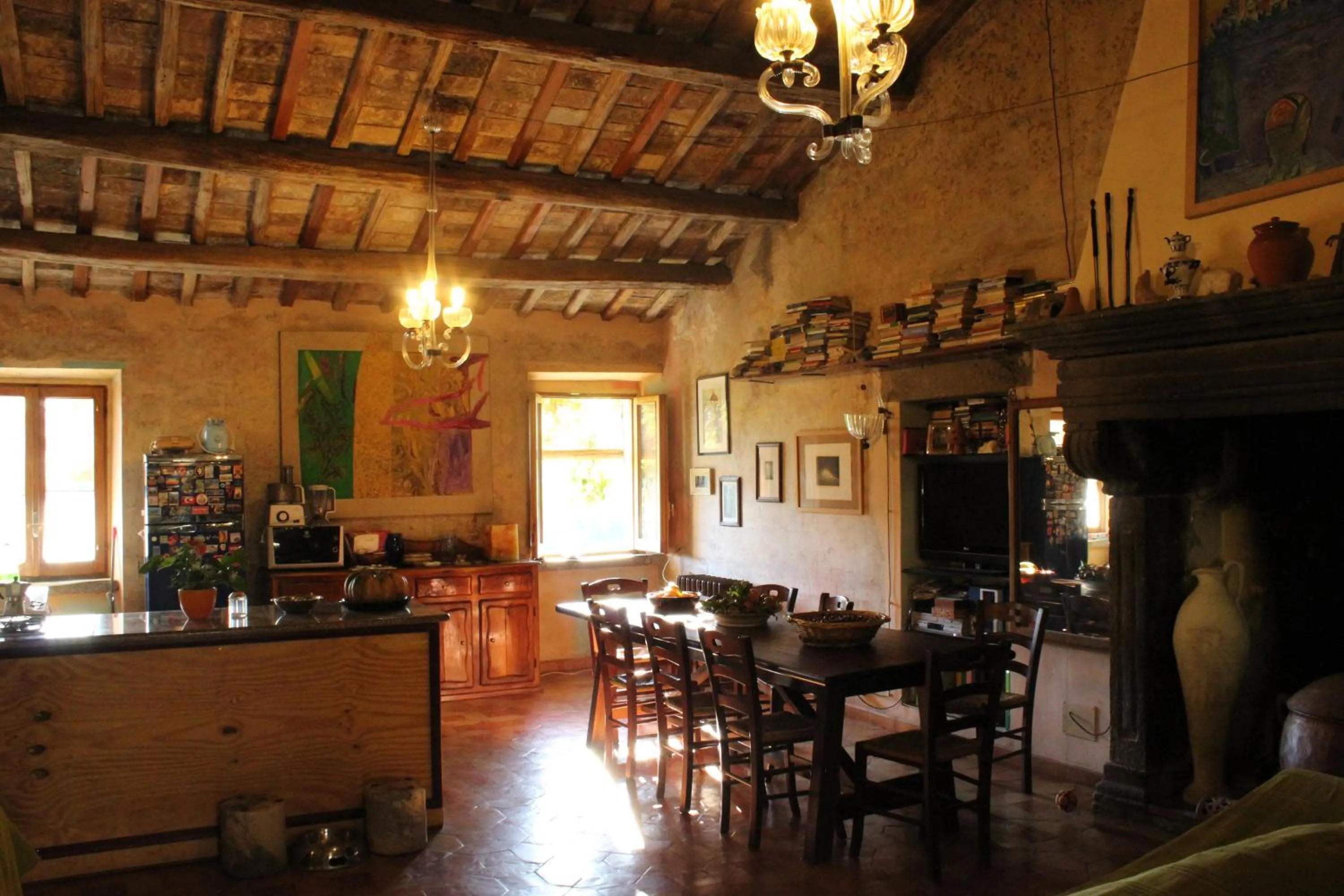 Communal lounge/ TV room in La Scaletta