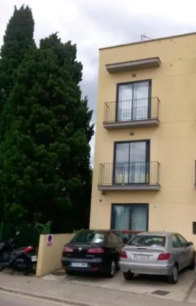 Facade/entrance in Ca la Gloria