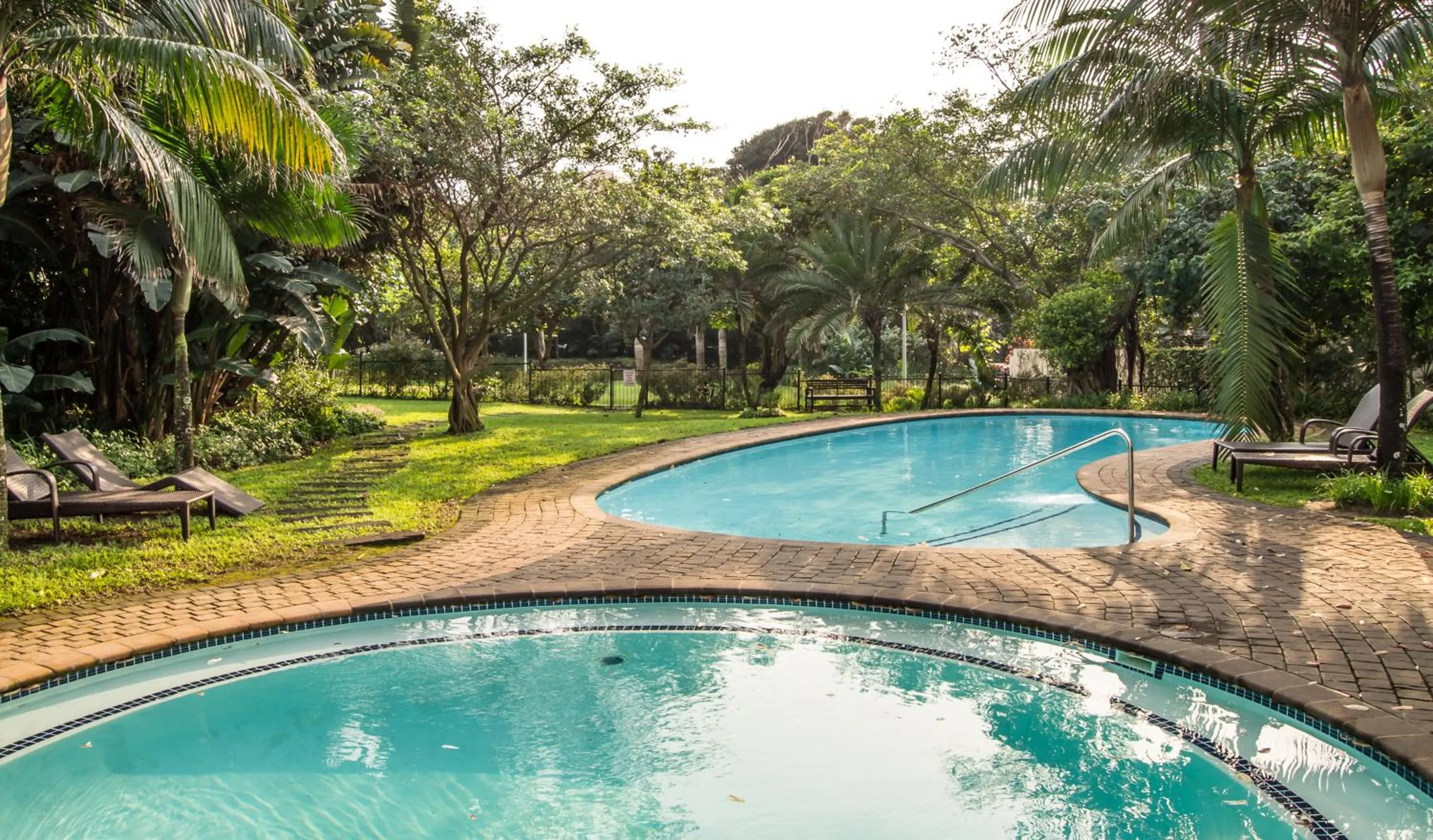 BBQ facilities in 302 Oyster Schelles - by Stay in Umhlanga