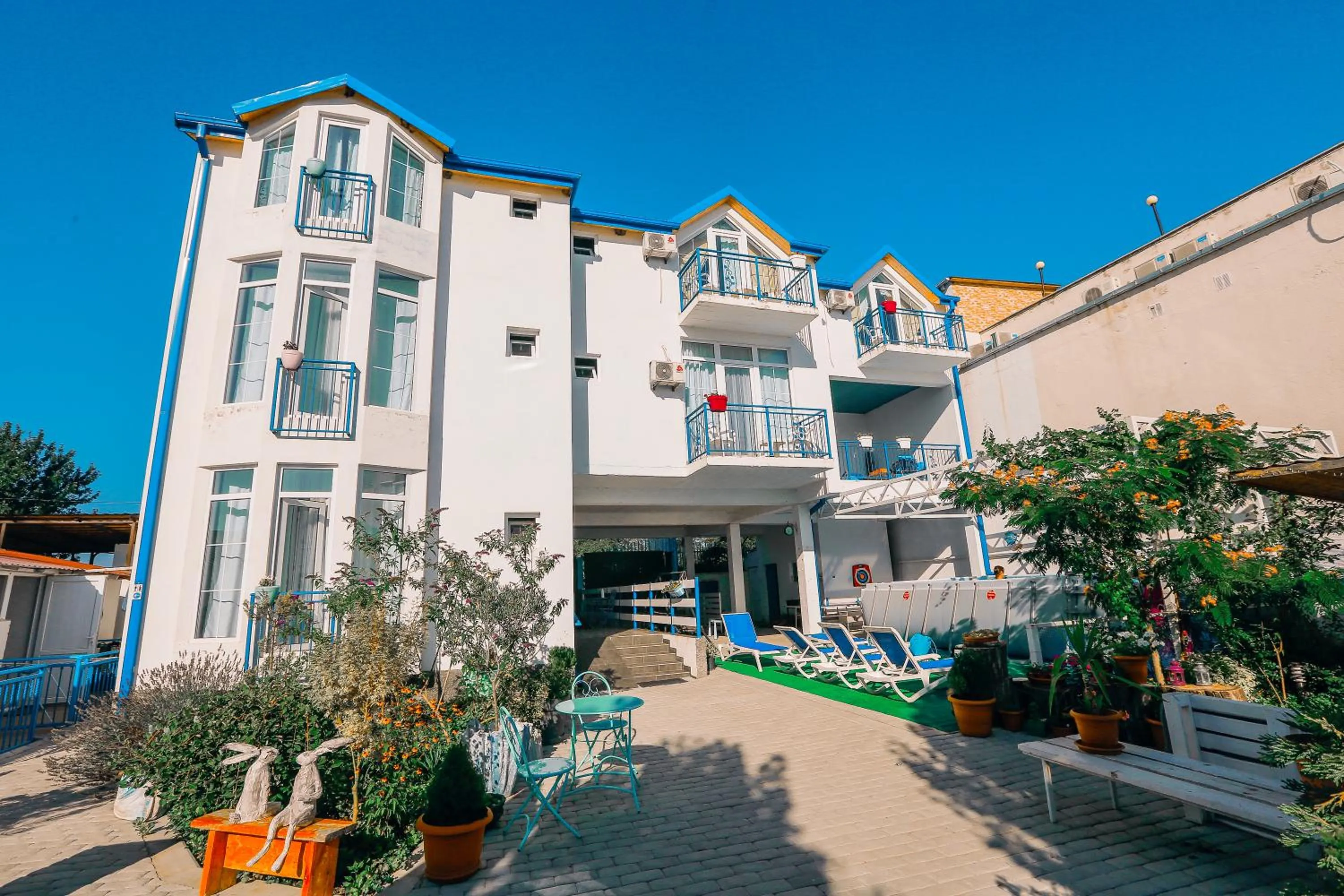 Property building in Laguna Beach Club Bazaleti Lake