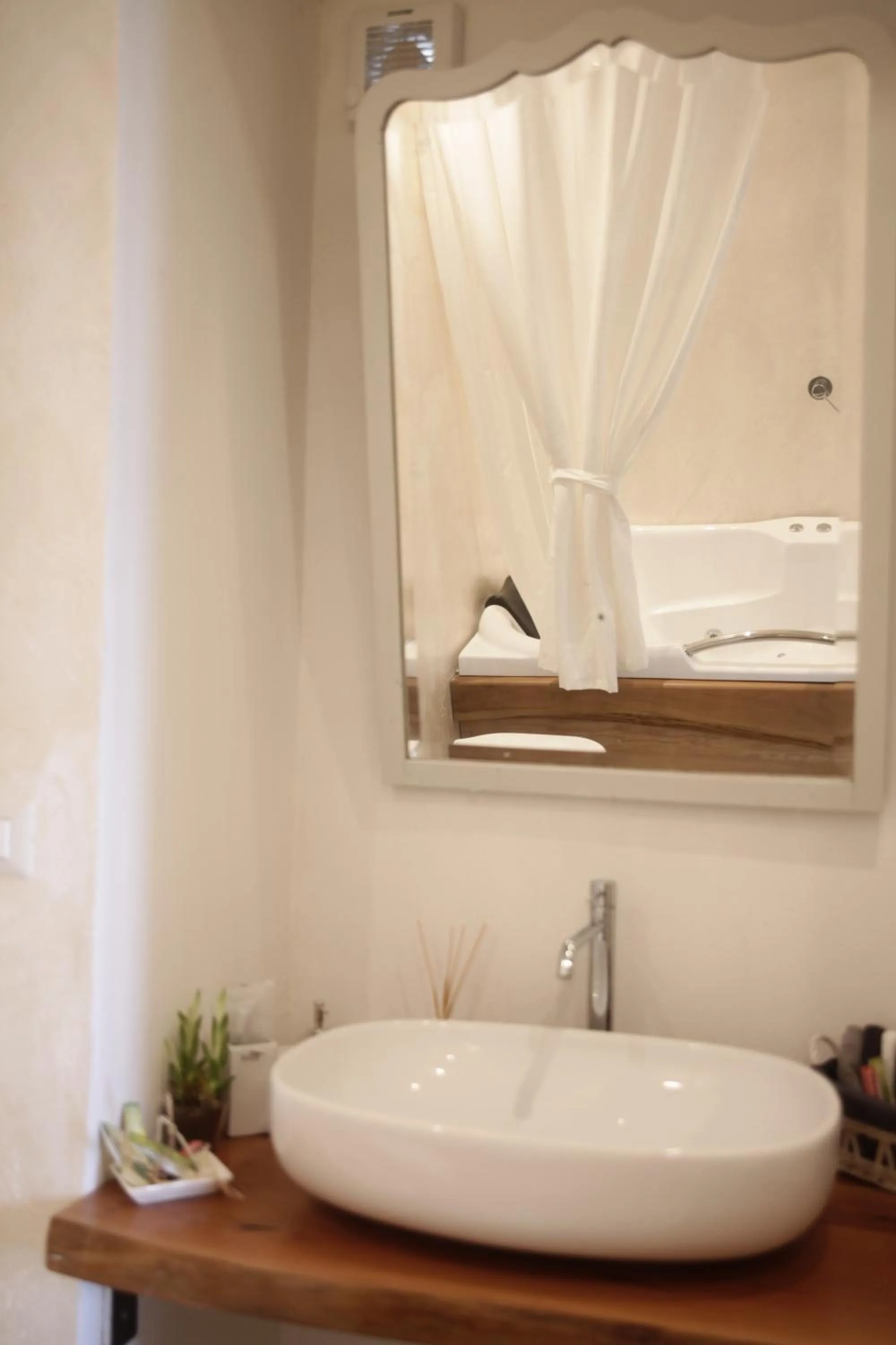 Bathroom in Palazzo Mandurino luxury relais