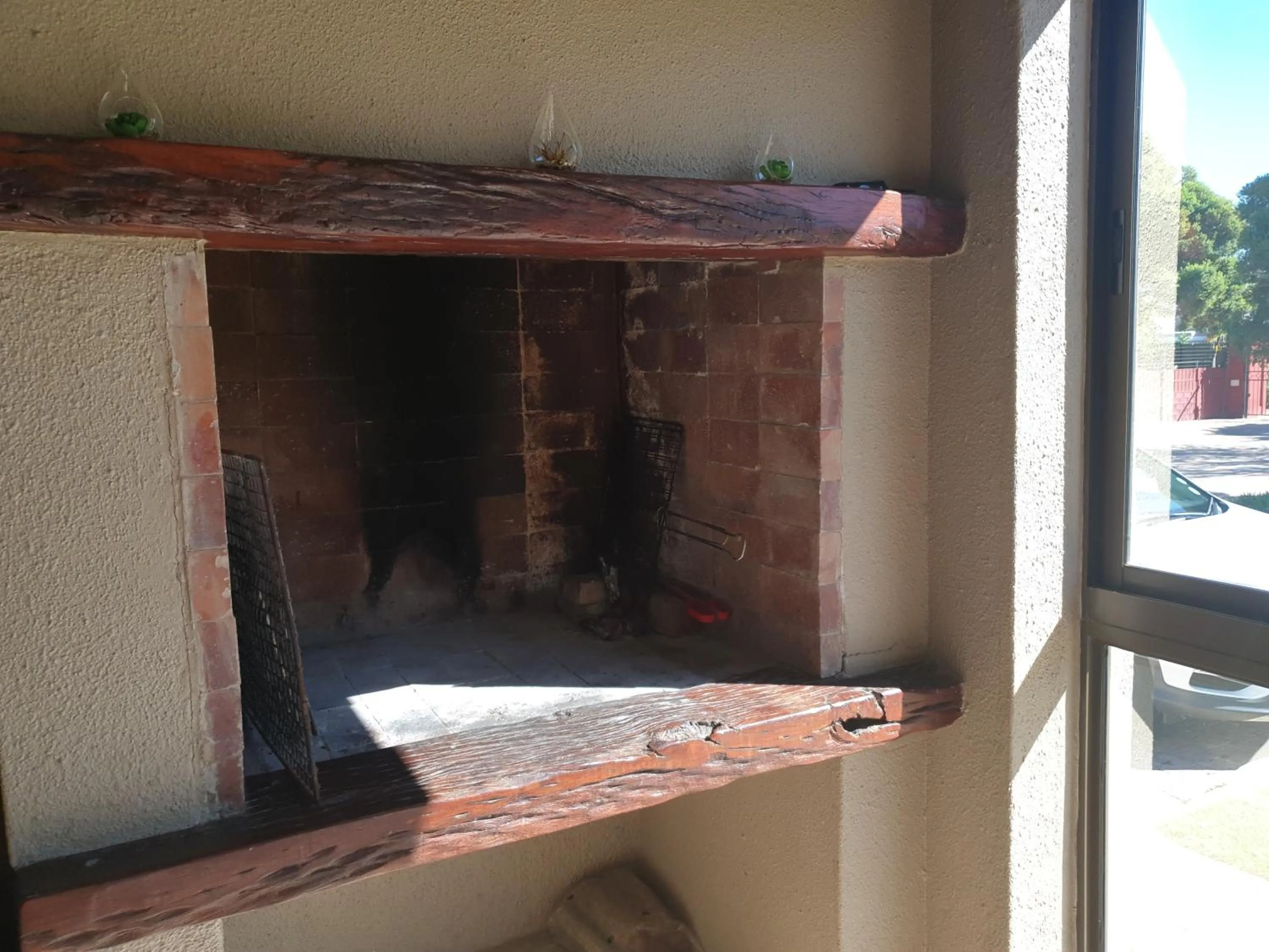 BBQ facilities in Dilisca Guesthouse