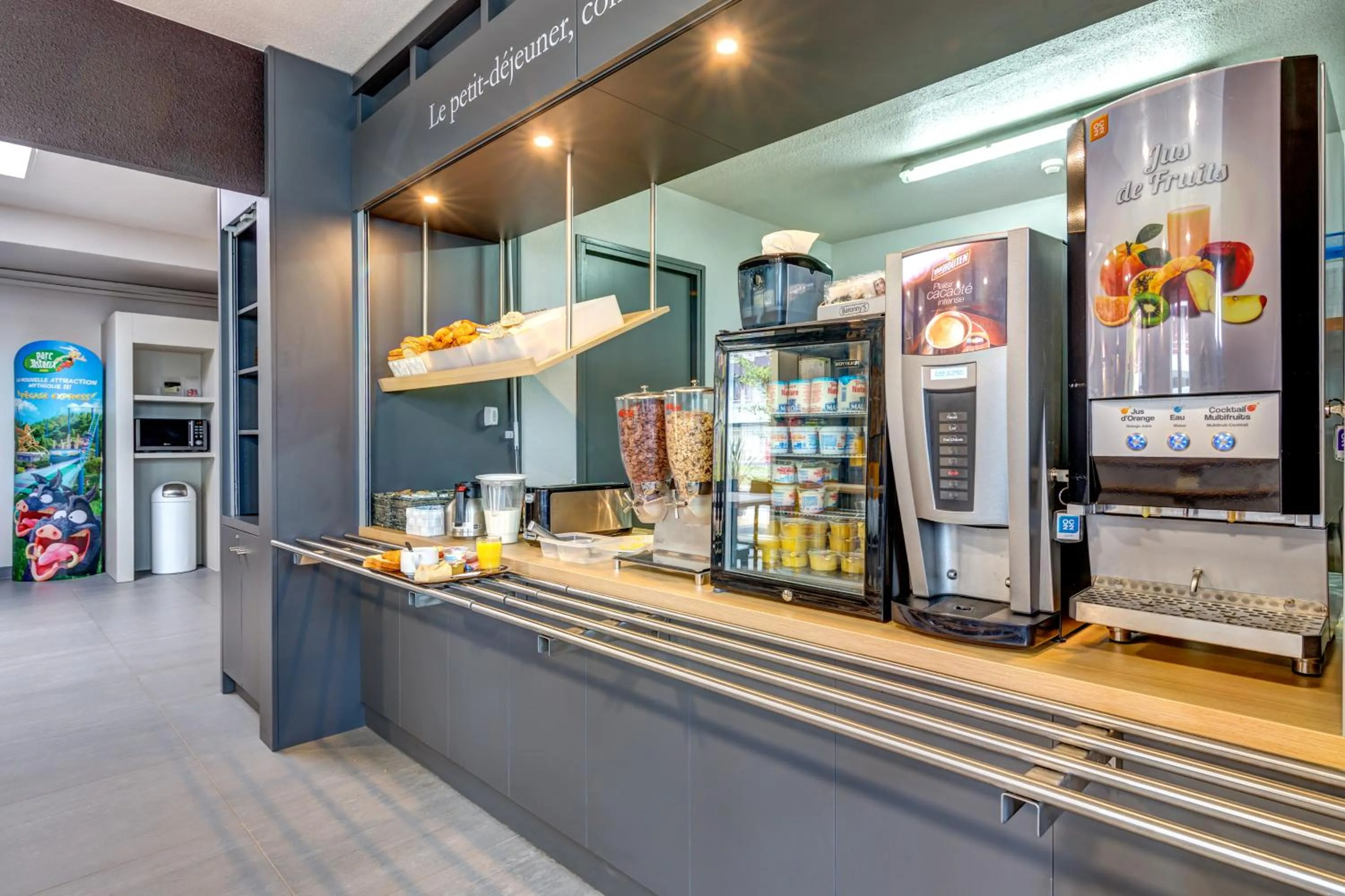 Buffet breakfast in B&B HOTEL Goussainville CDG