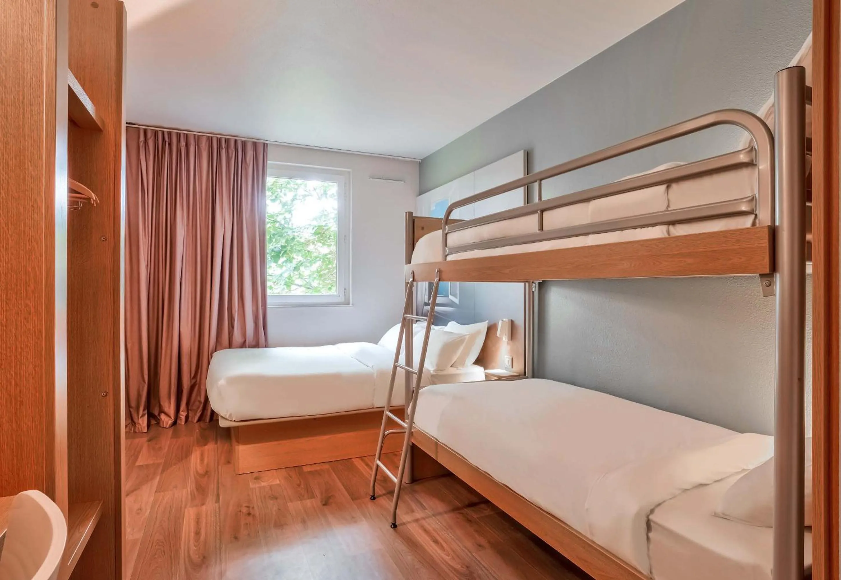 Bedroom, Bed in B&B HOTEL Goussainville CDG