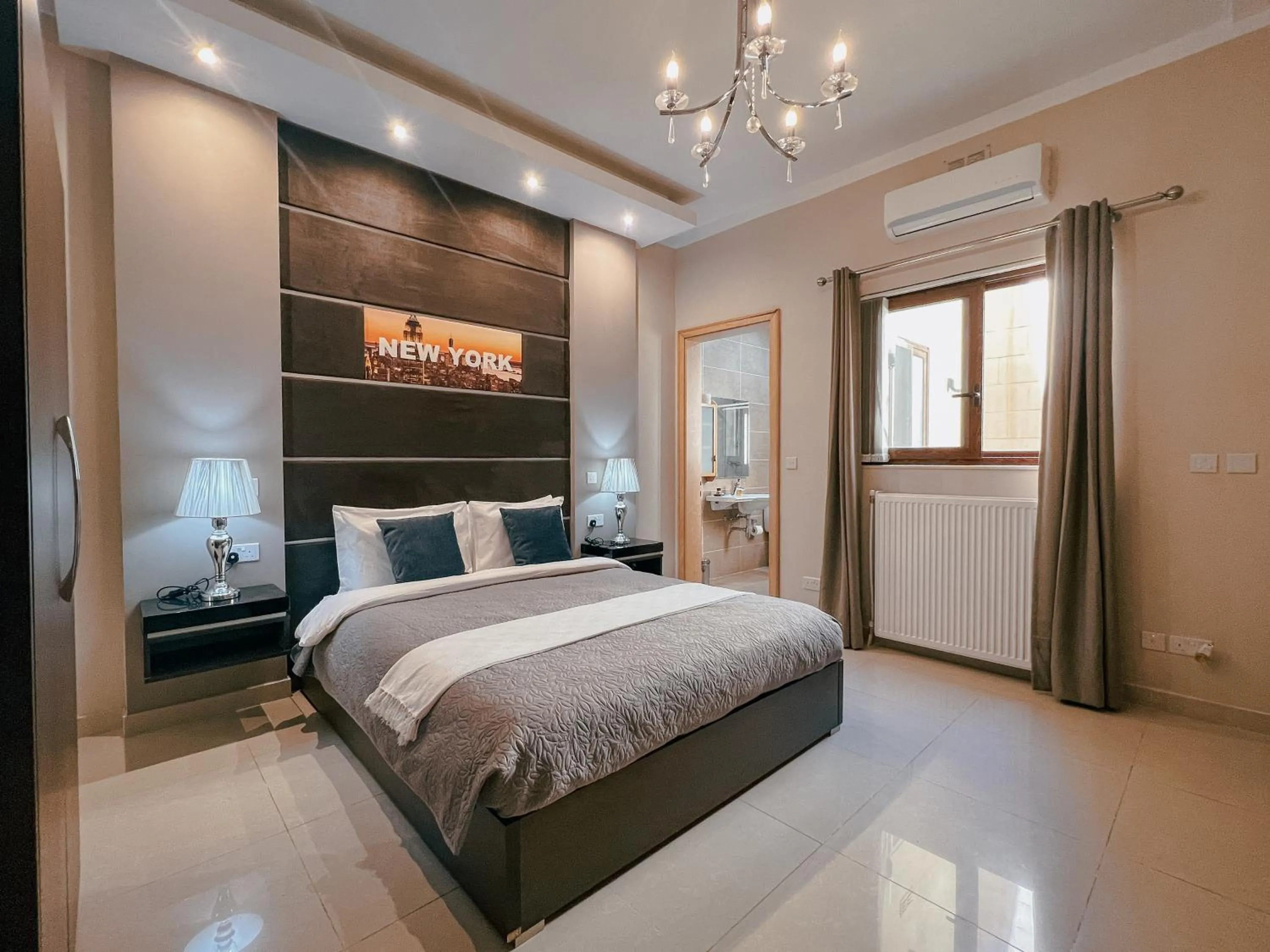 Bedroom, Bed in IL-Gardjola Bed and Breakfast