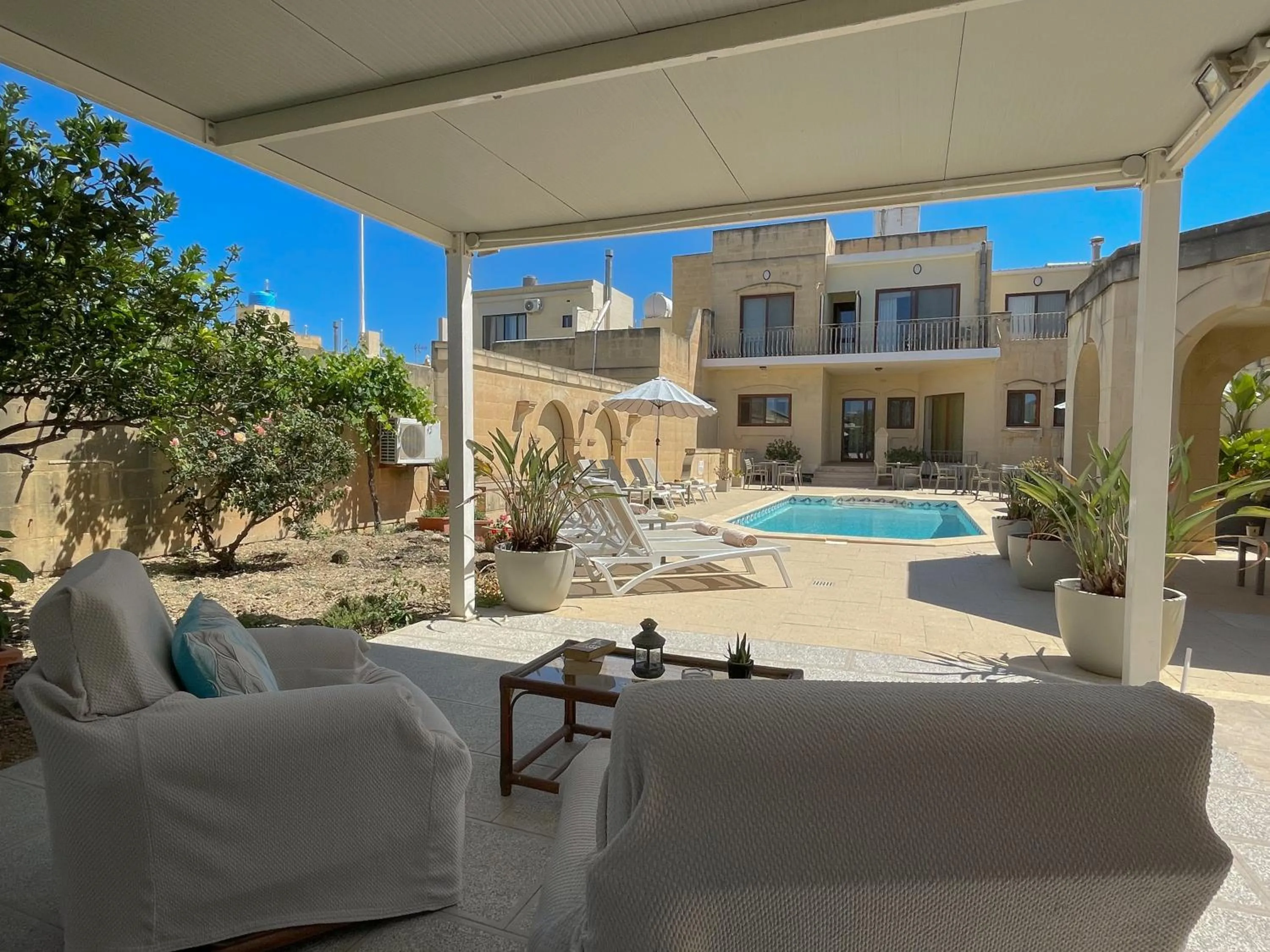 Garden in IL-Gardjola Bed and Breakfast