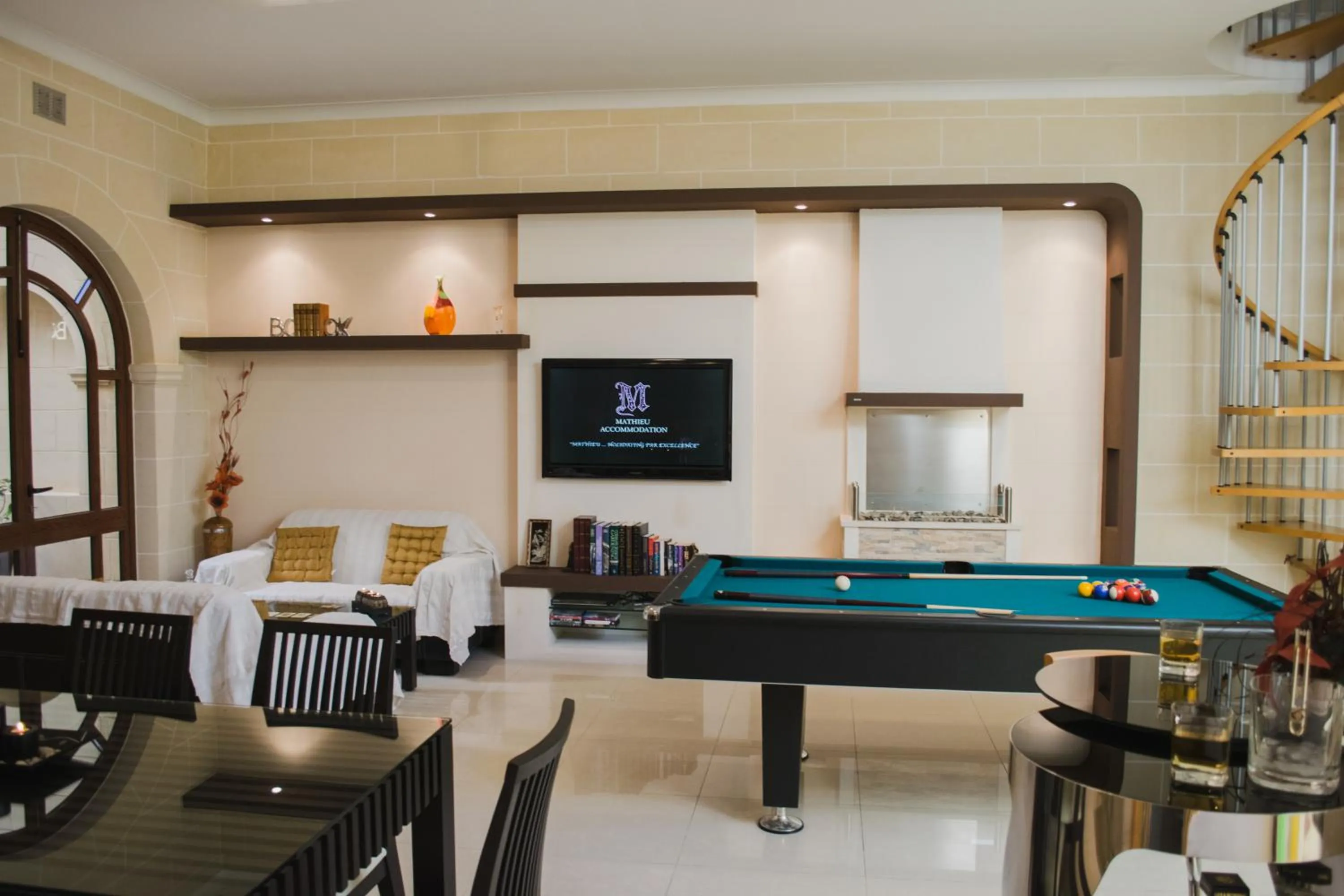 Game Room in IL-Gardjola Bed and Breakfast