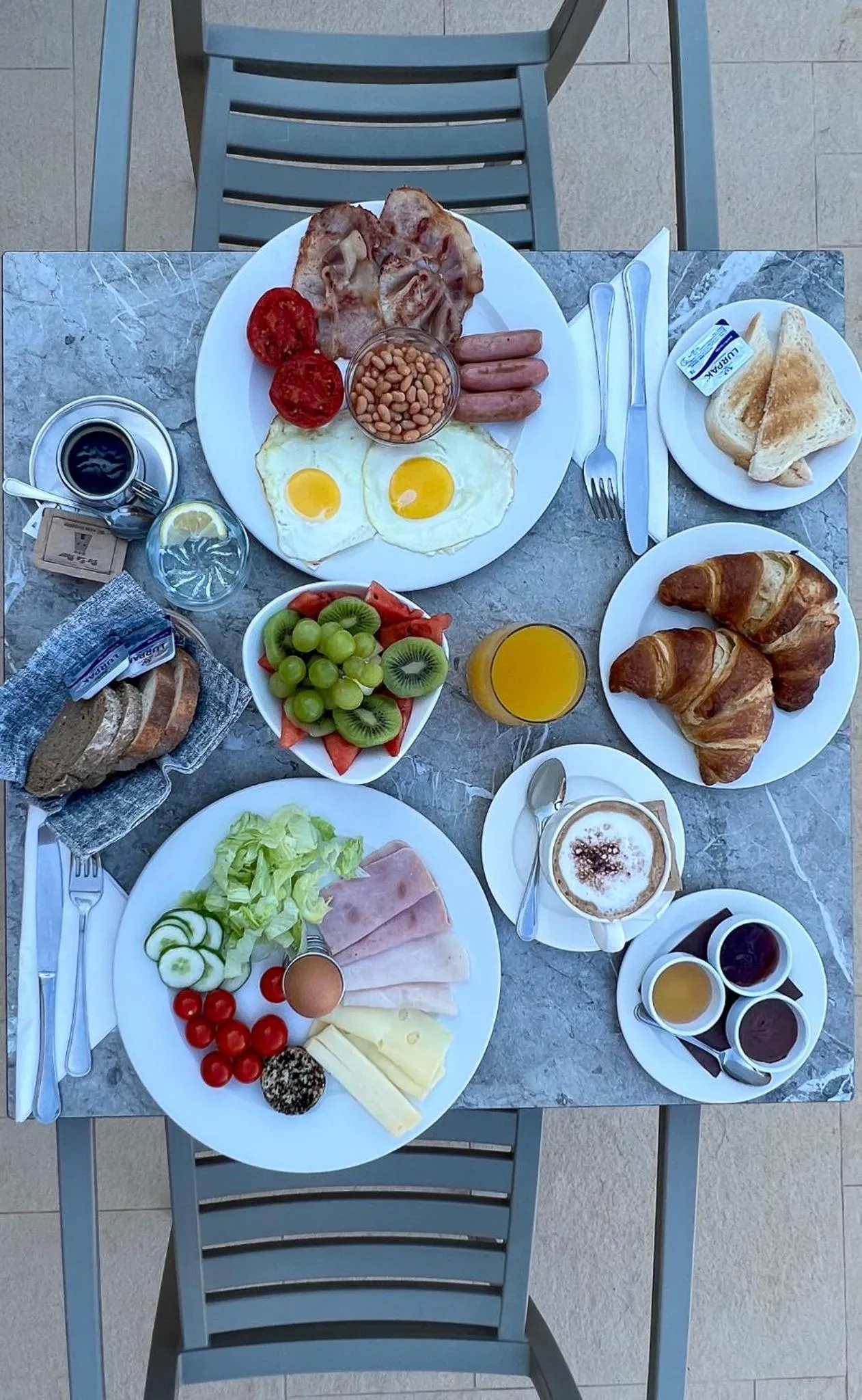 Breakfast in IL-Gardjola Bed and Breakfast