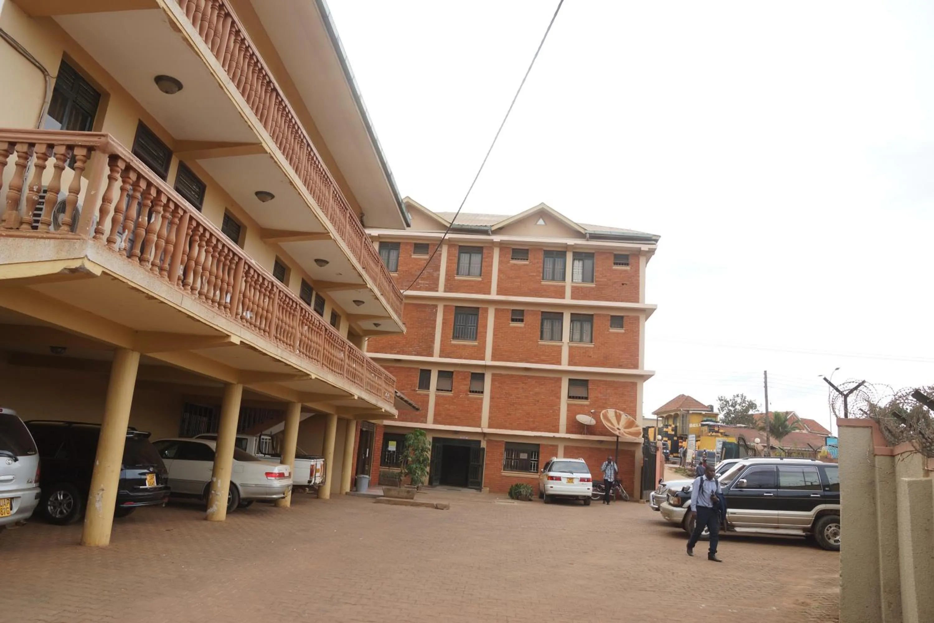 Property building in Florida Hotel Zaana Kampala