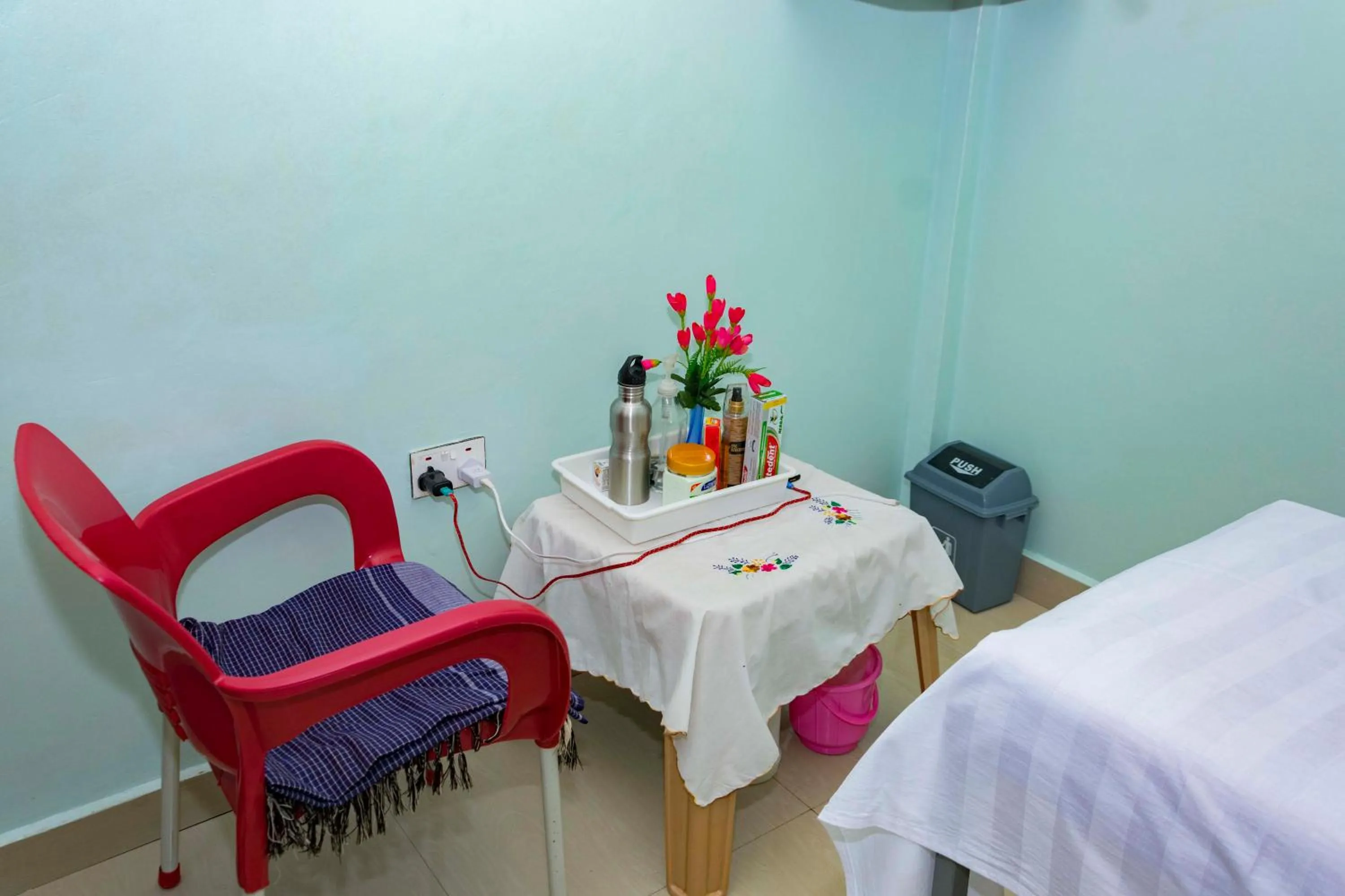 Massage in Florida Hotel Zaana Kampala