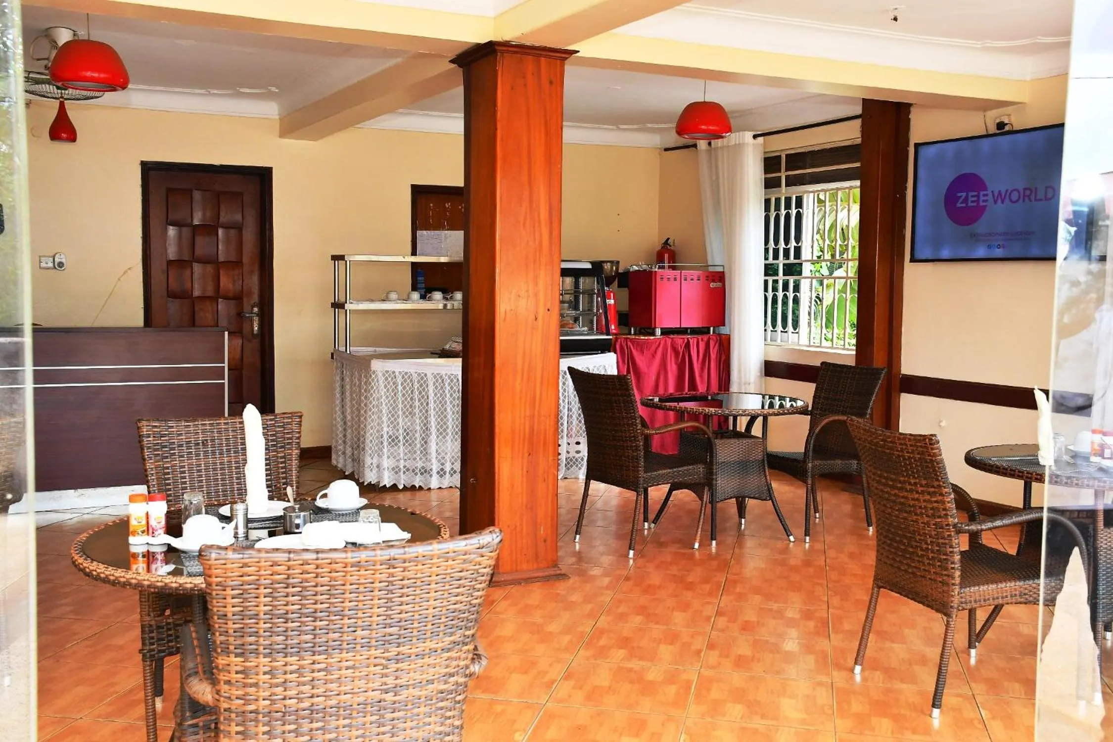 Restaurant/places to eat in Florida Hotel Zaana Kampala