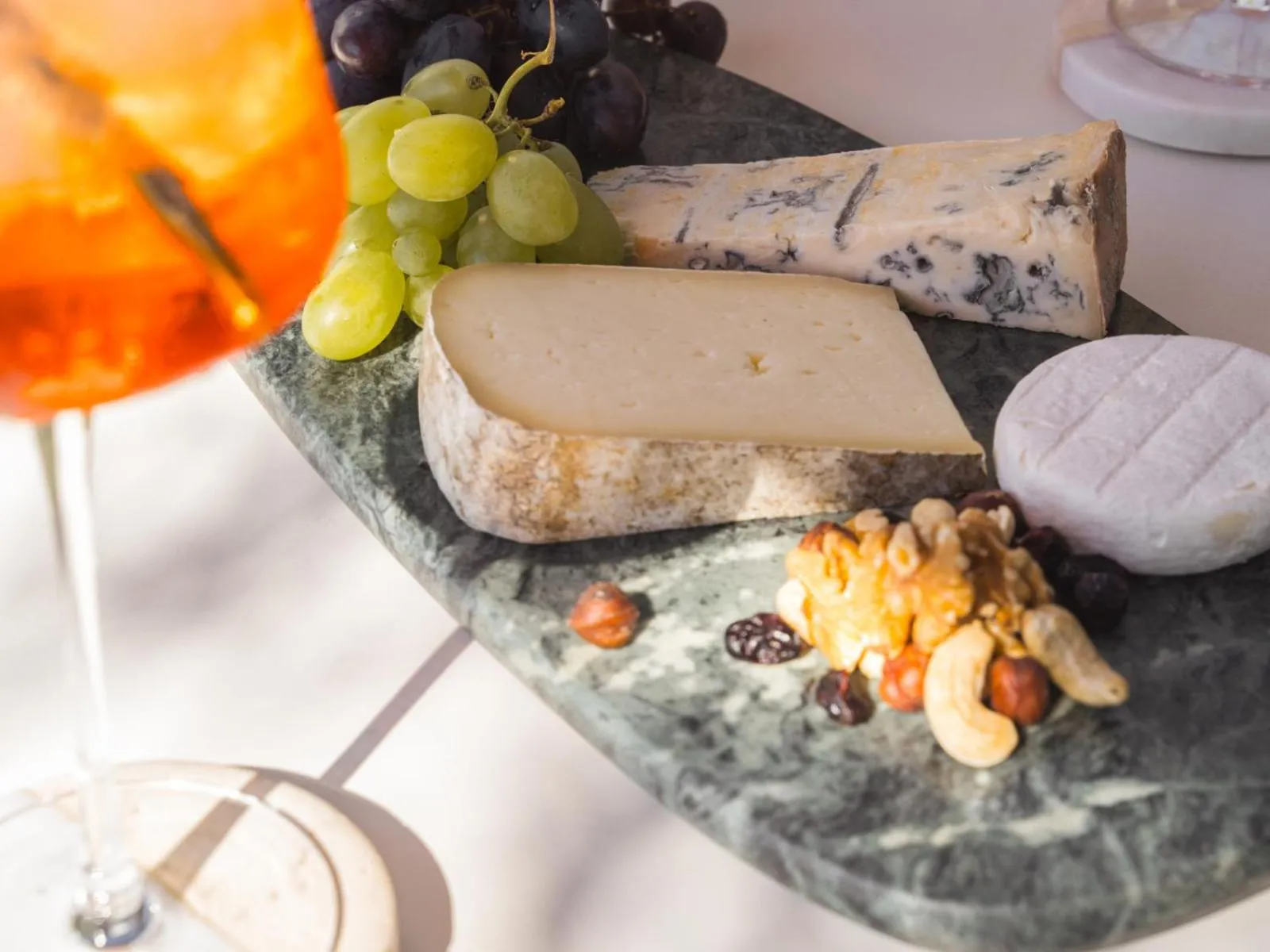 Food and drinks in Sanctuary Armony