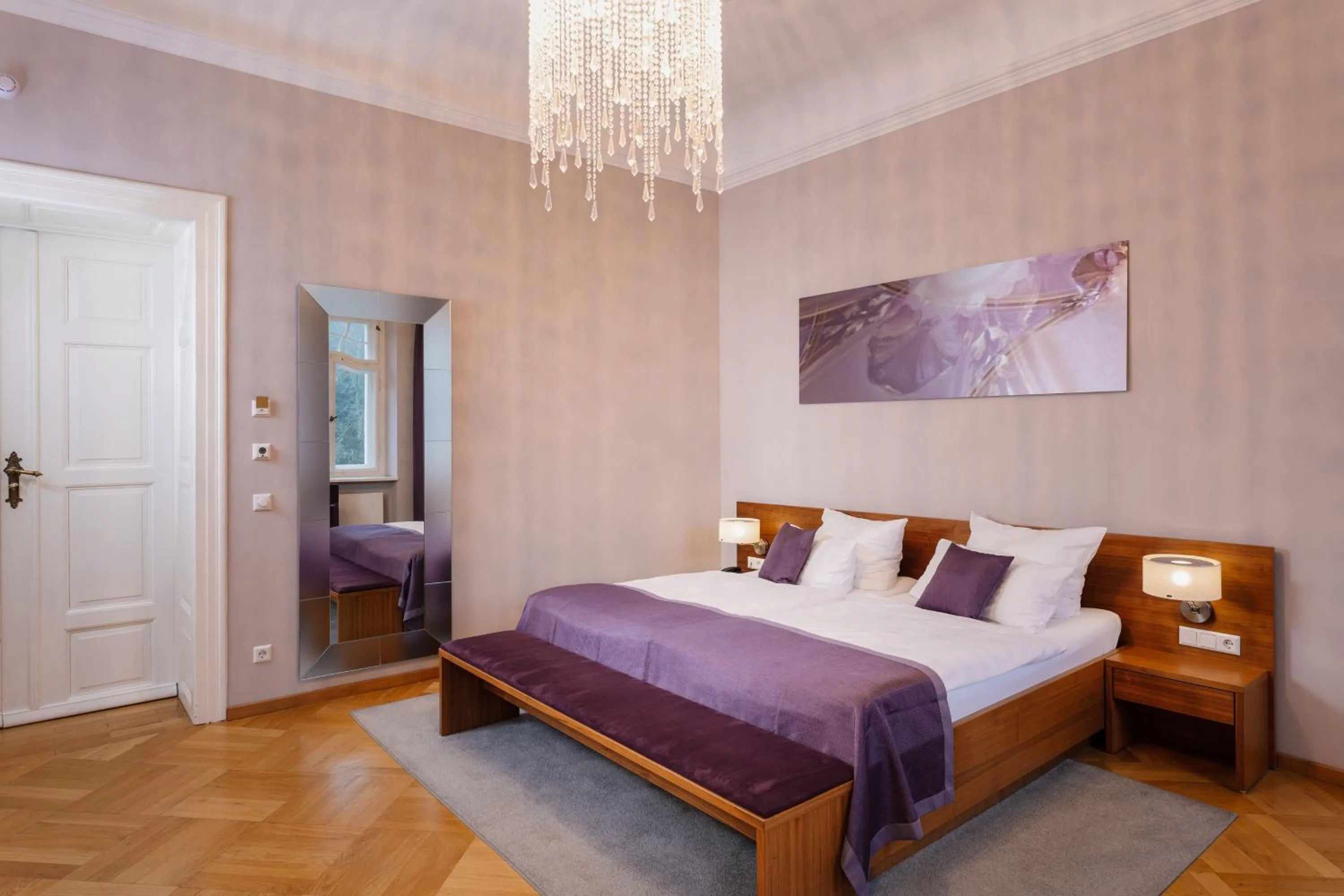 Bed in Hotel Schloss Rabenstein