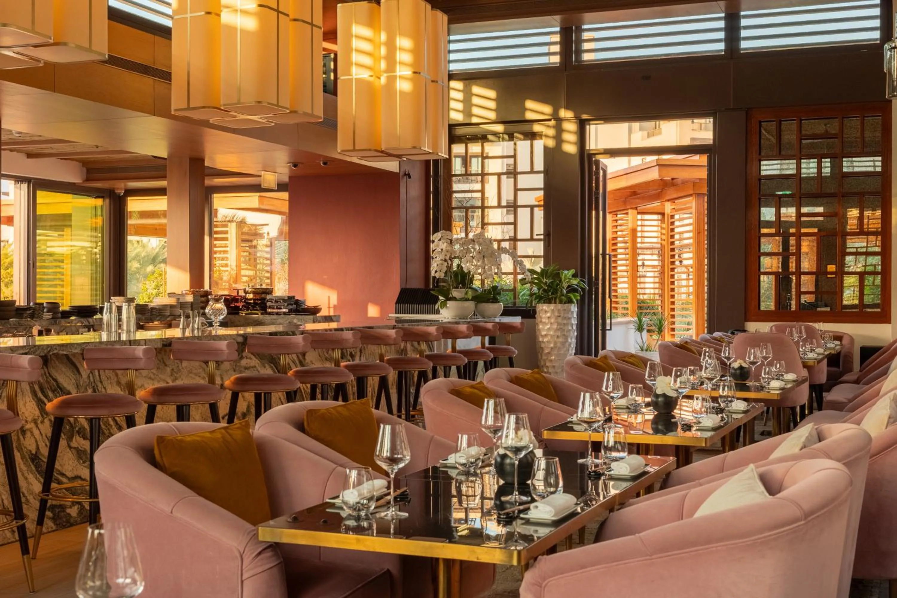 Restaurant/places to eat in Jumeirah Al Naseem Dubai