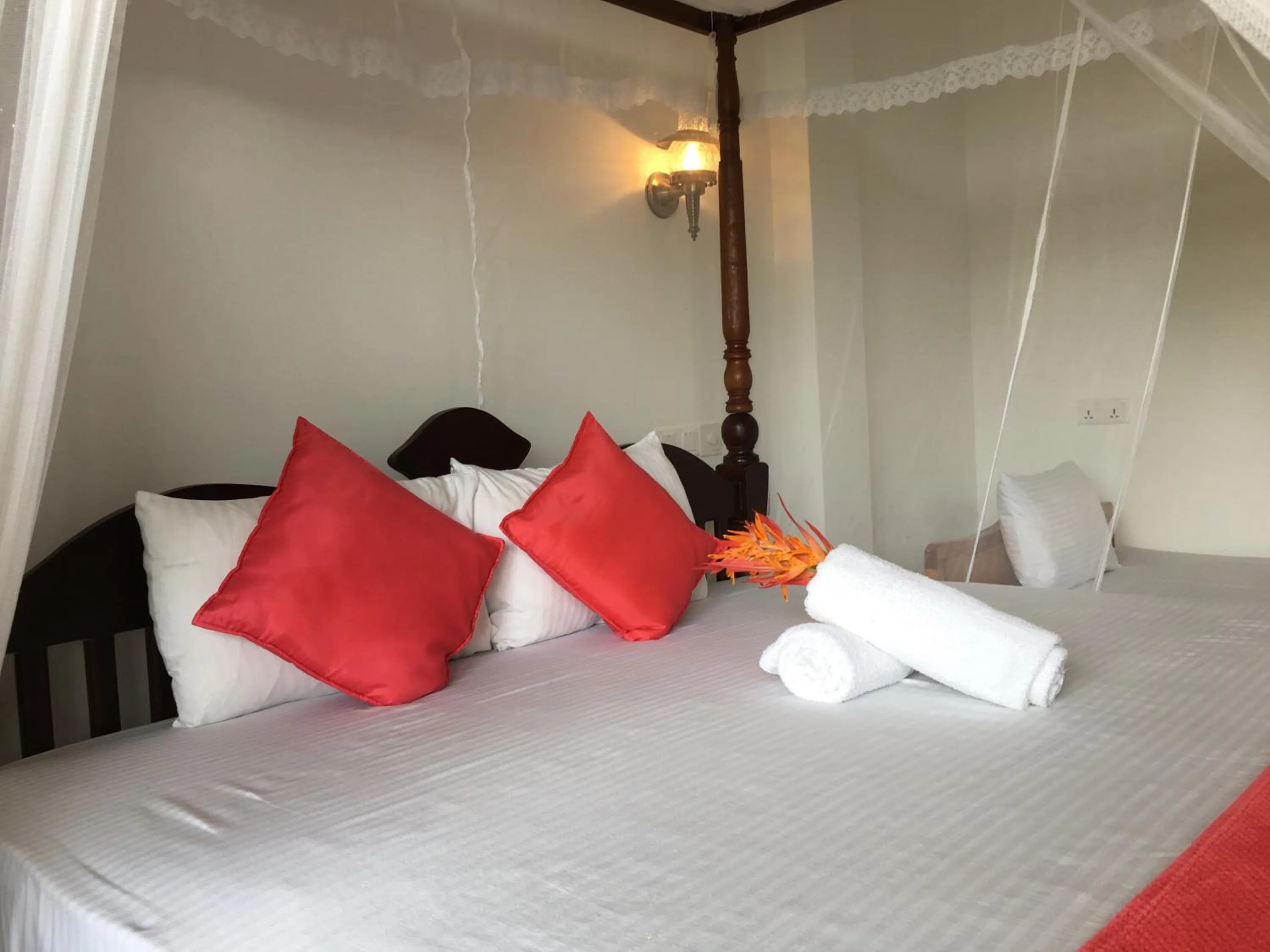 Bed in Villa Kaetana Lanka Unawatuna