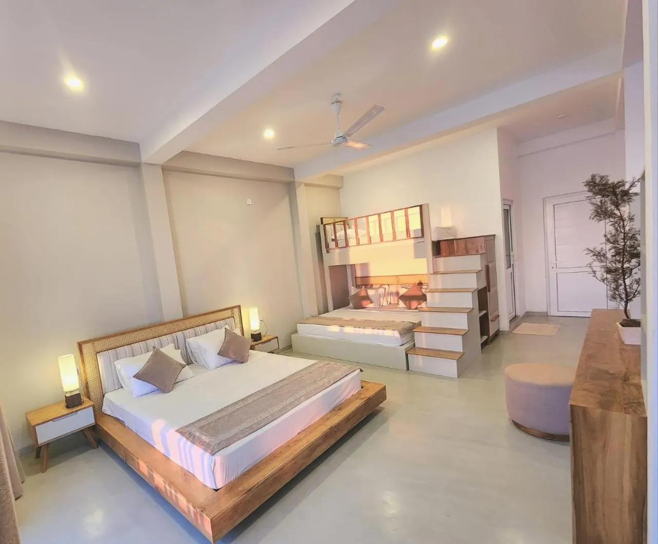 Bedroom, Bed in Hotel Blue Note