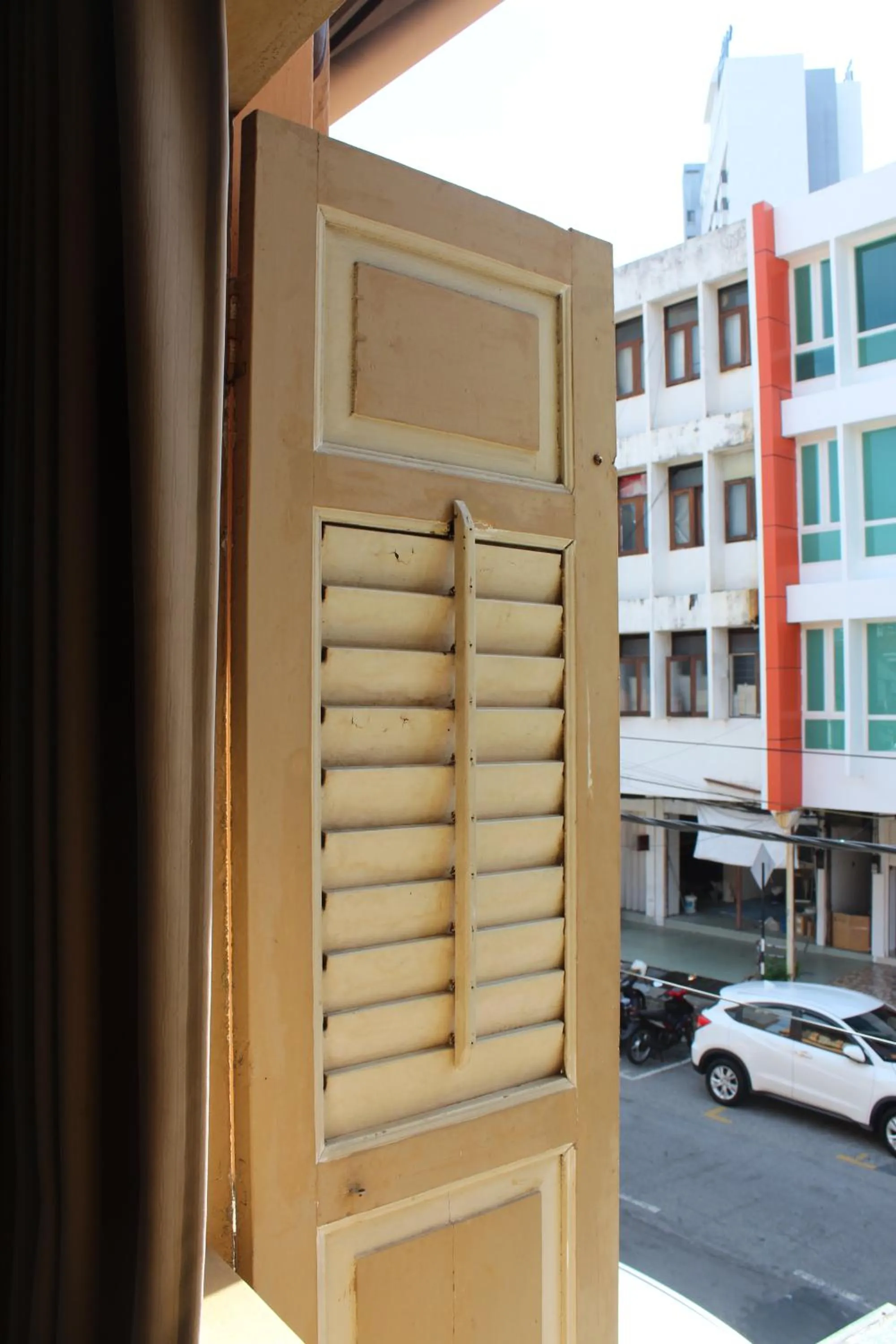 Street view in Old Penang Hotel - Trang Road