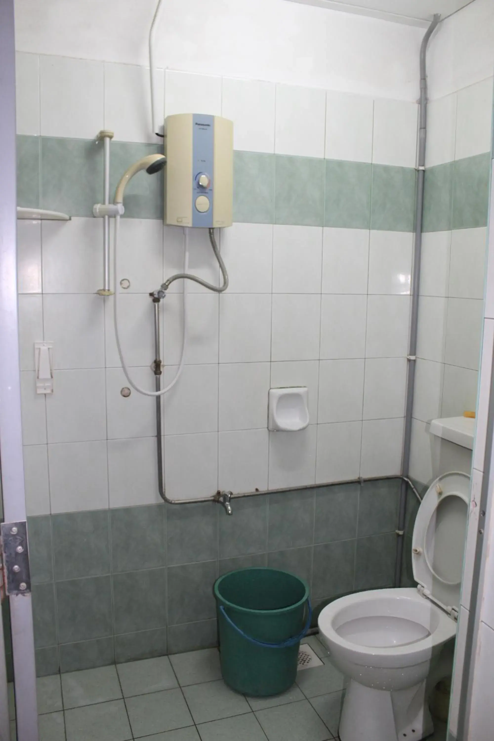 Queen Room in Old Penang Hotel - Trang Road Queen Room in Old Penang Hotel - Trang Road