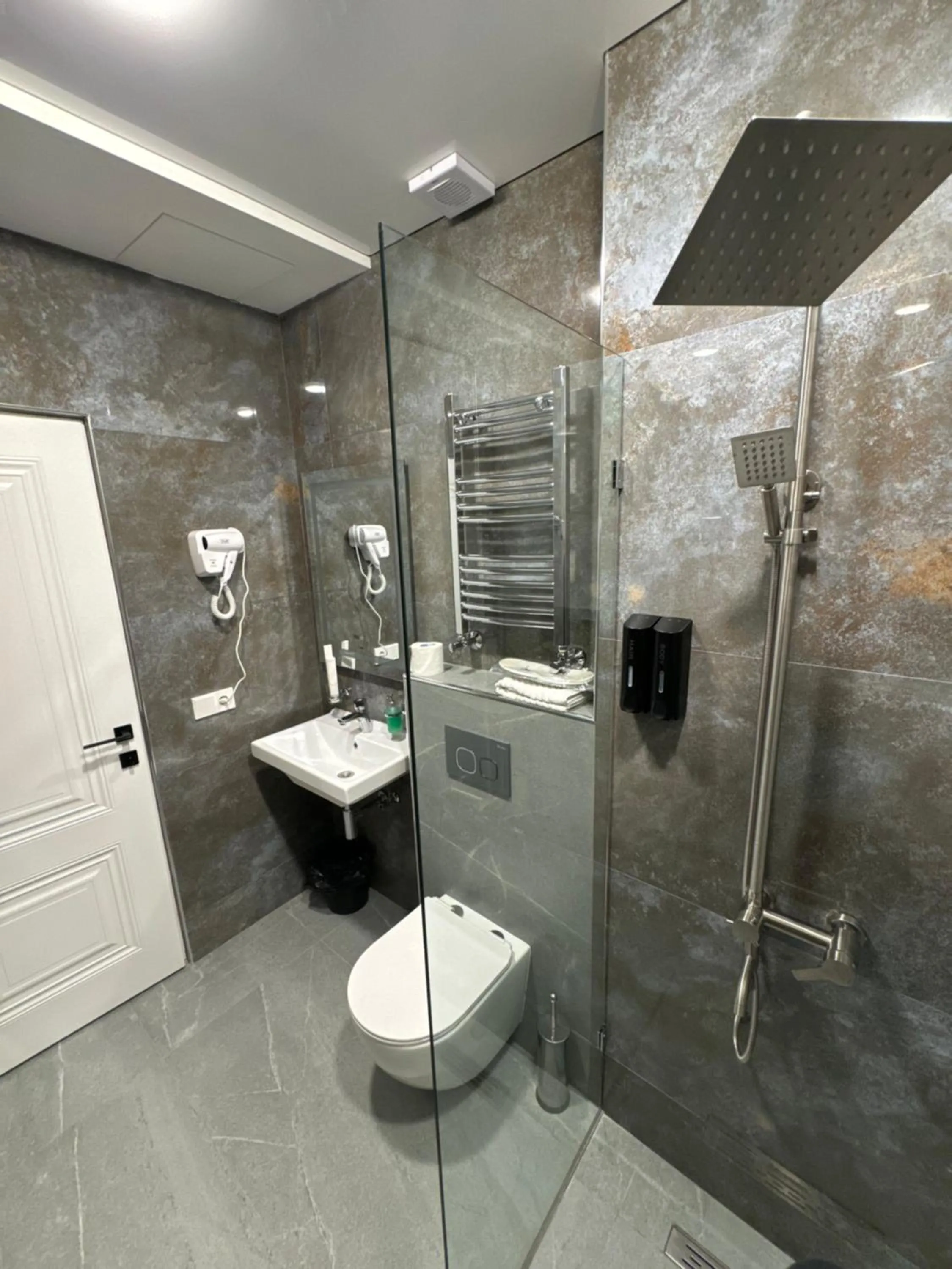 Shower in Aragats Hotel