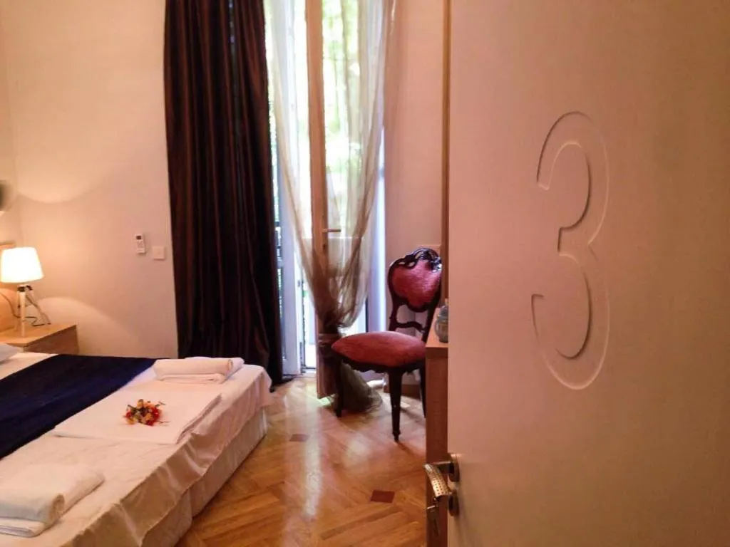 Bed in Piccolo casa bella