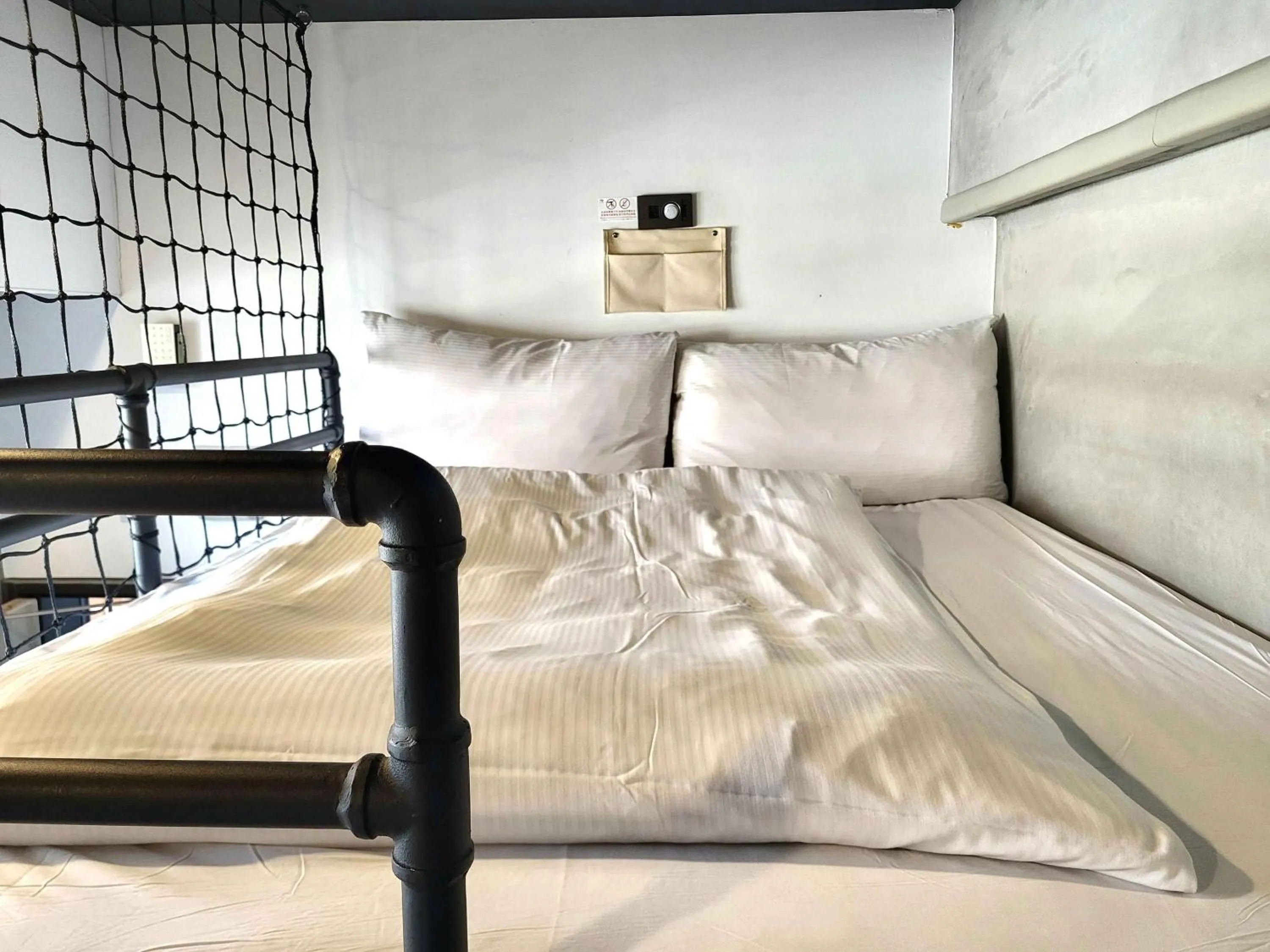 Photo of the whole room, Bed in MINI HOTELS (Feng Jia Branch)