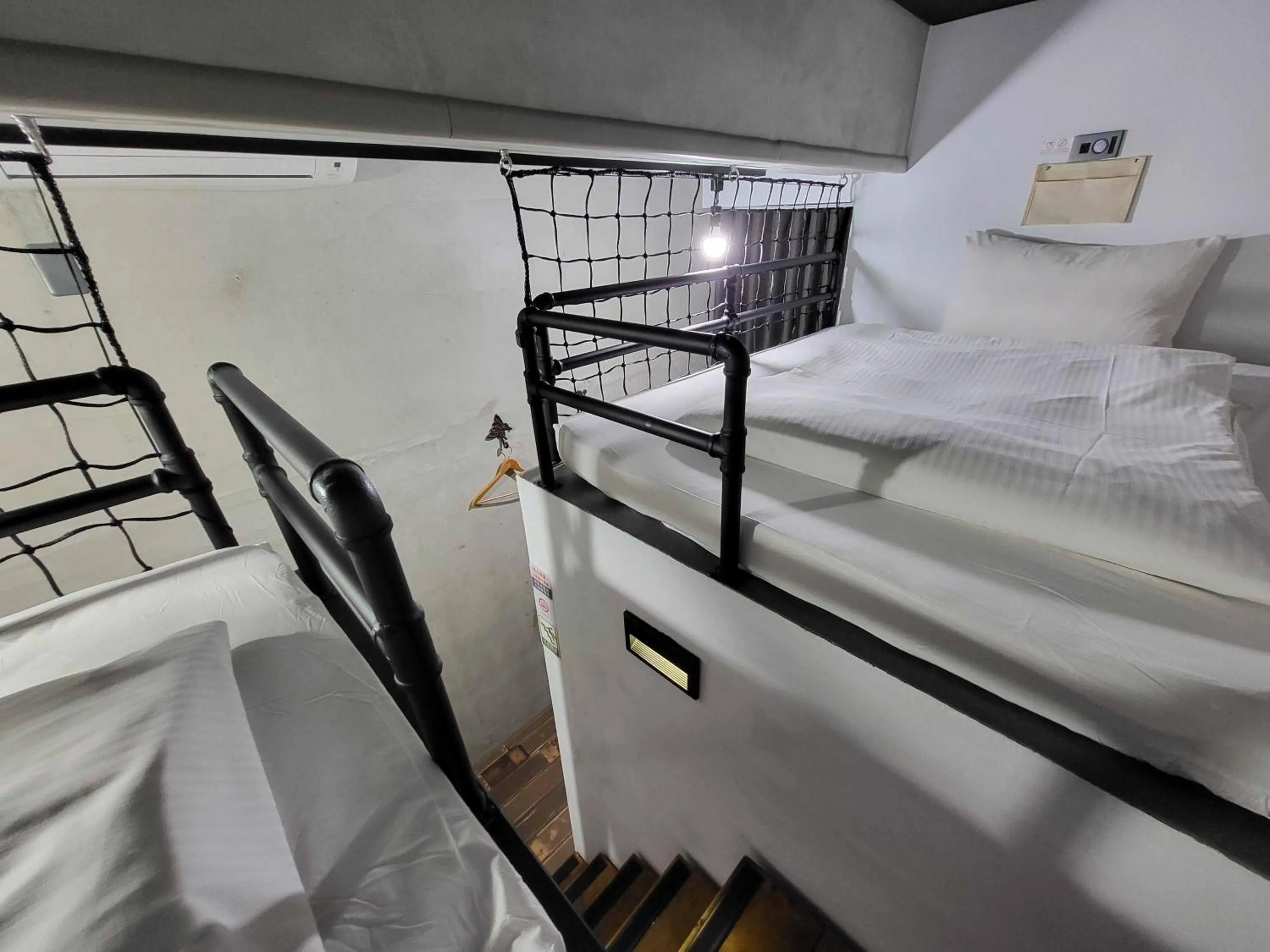 Photo of the whole room, Bed in MINI HOTELS (Feng Jia Branch)