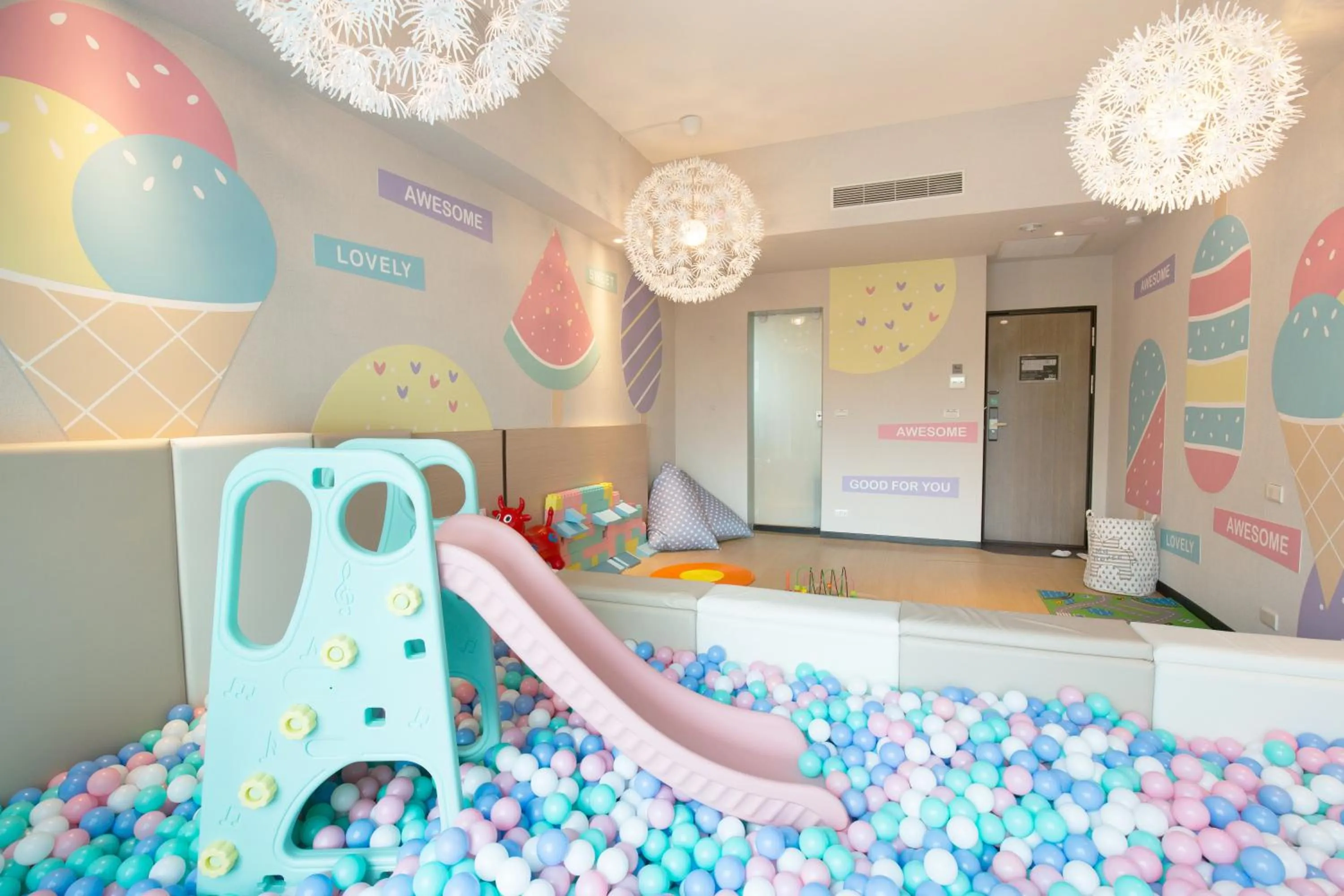 Kids's club in Hotel Liyaou