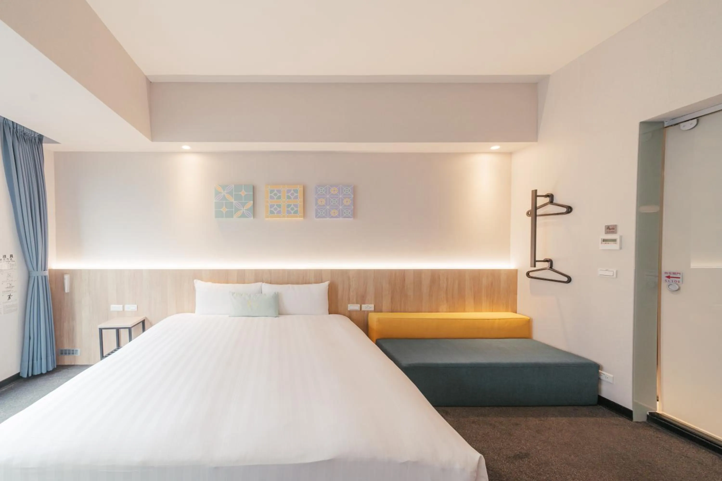 Photo of the whole room, Bed in Hotel Liyaou