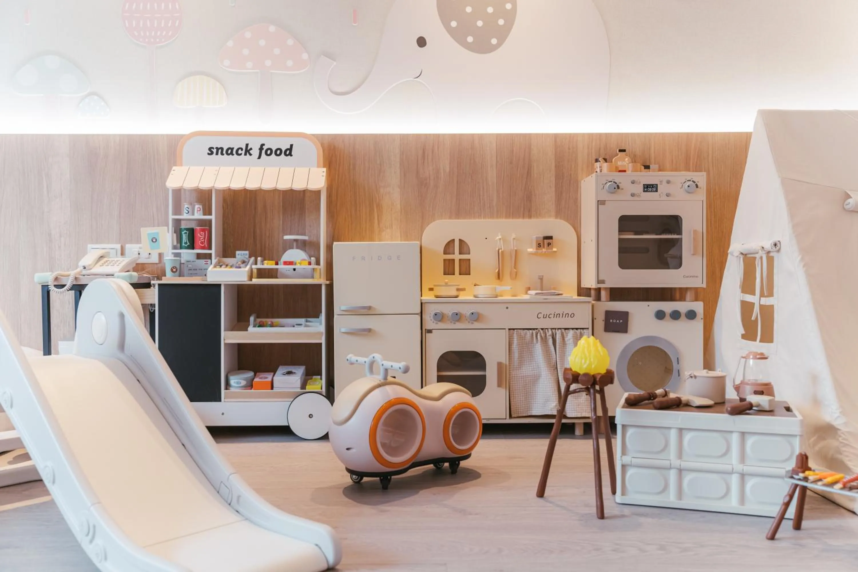 Children play ground in Hotel Liyaou