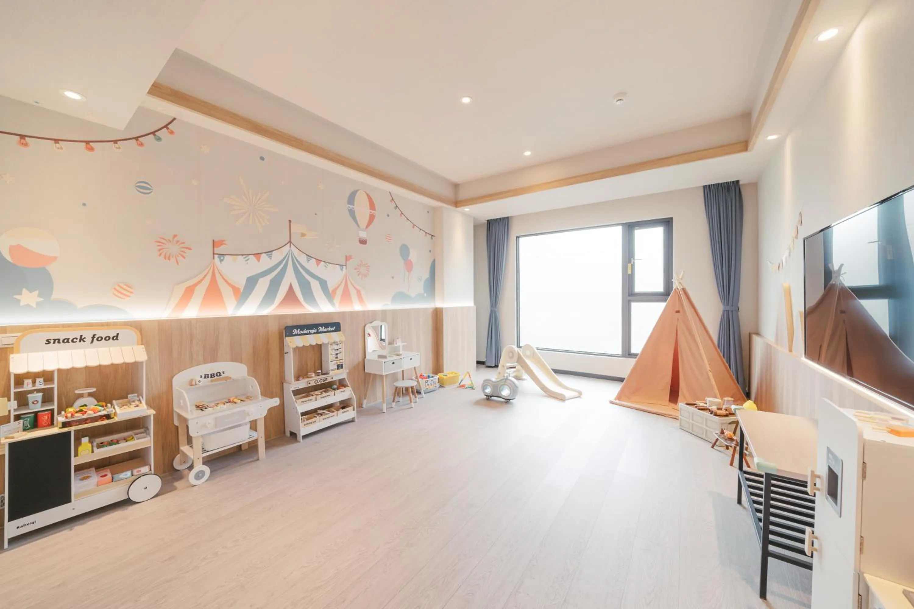 Children play ground in Hotel Liyaou